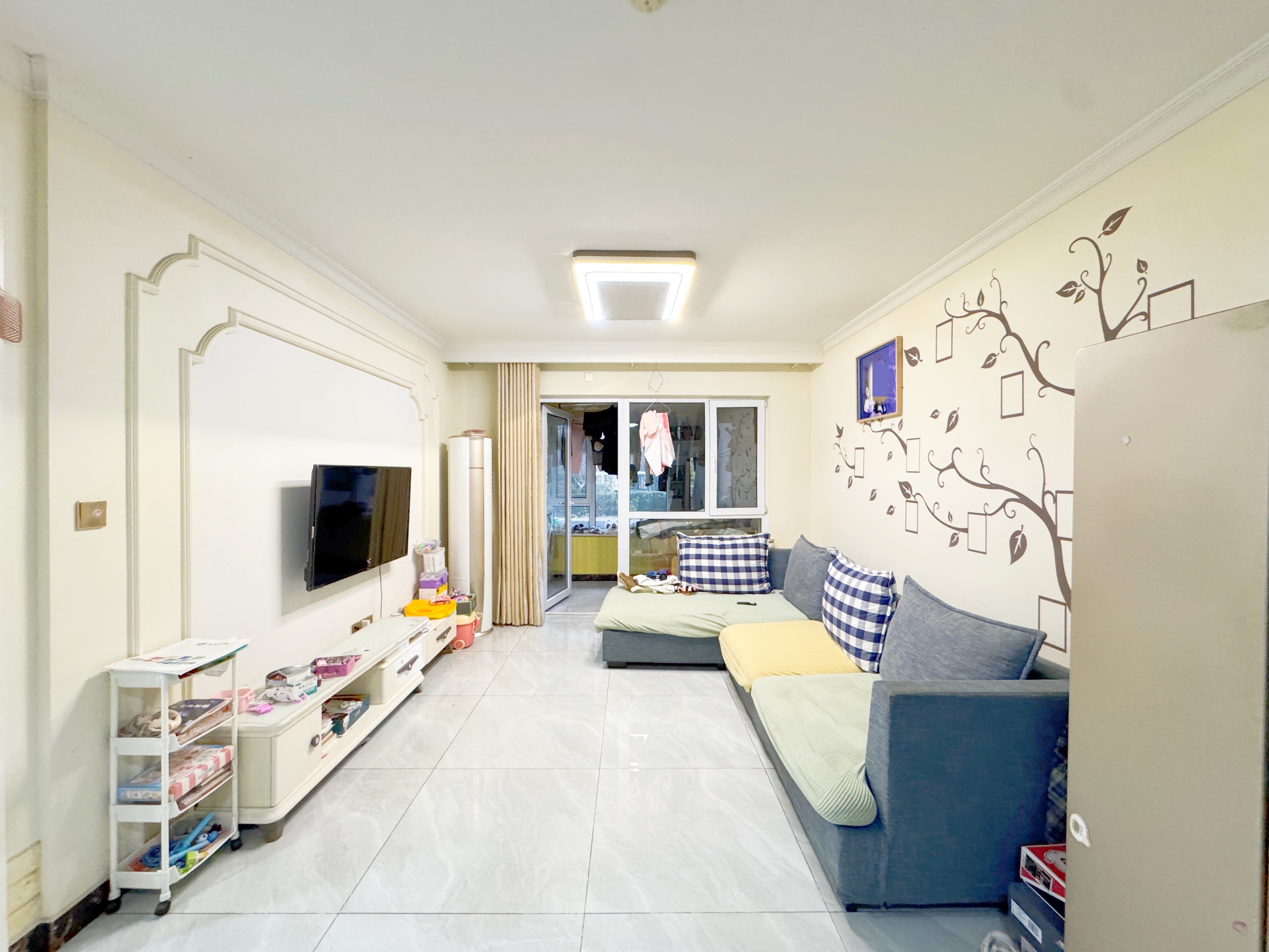  荣盛花语馨苑 南北