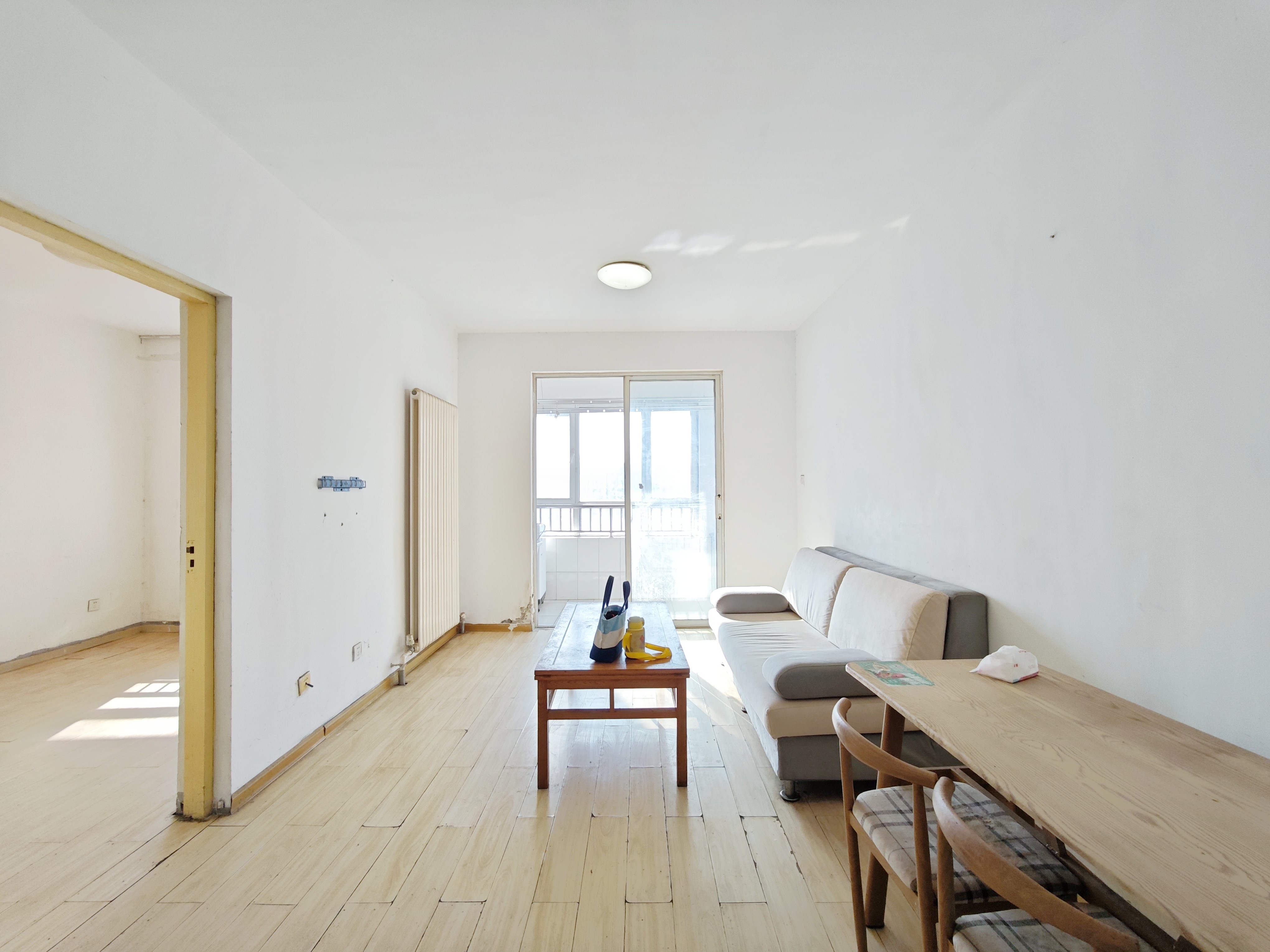  龙腾国际花园 南北