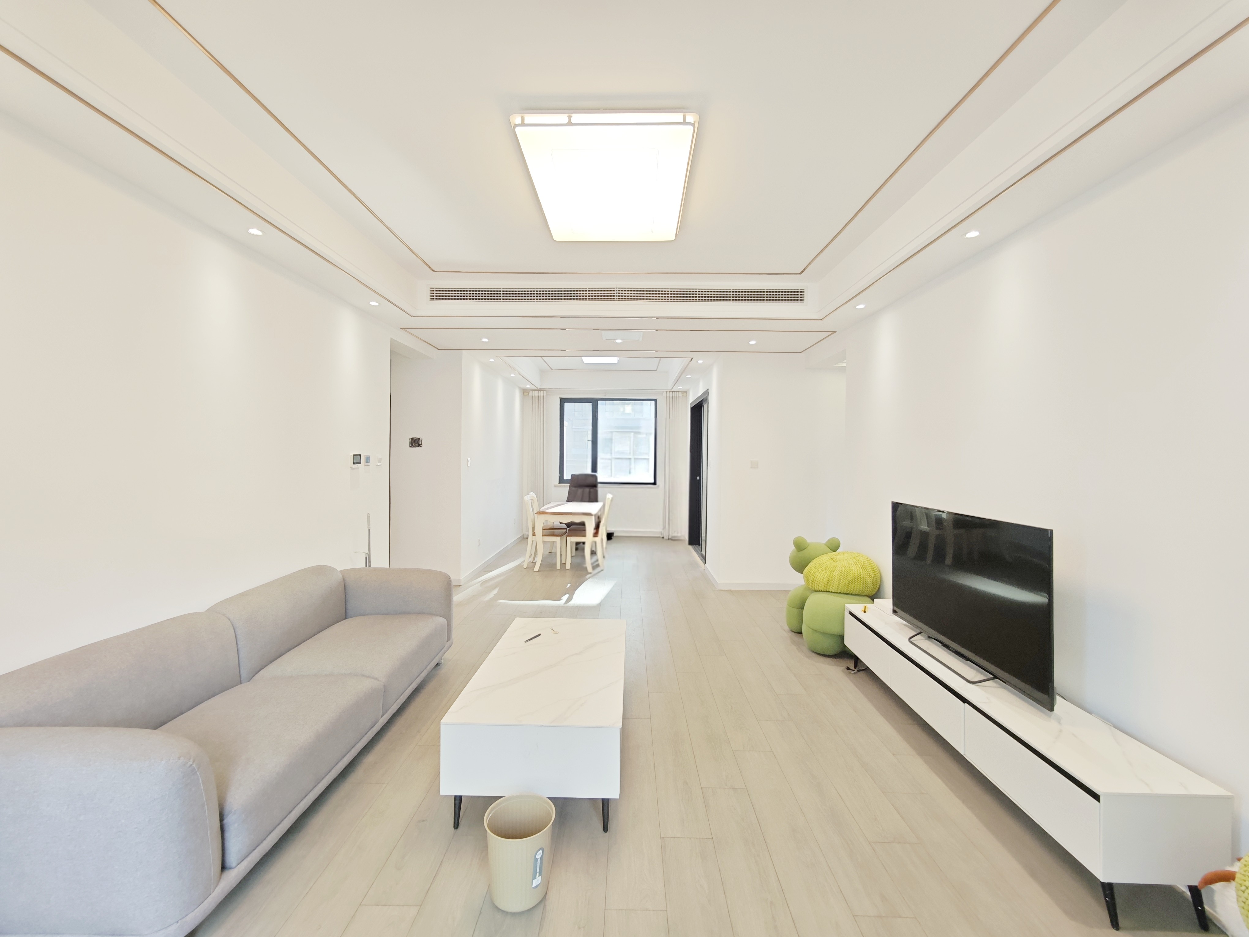  绿地IFC中央公馆 南北