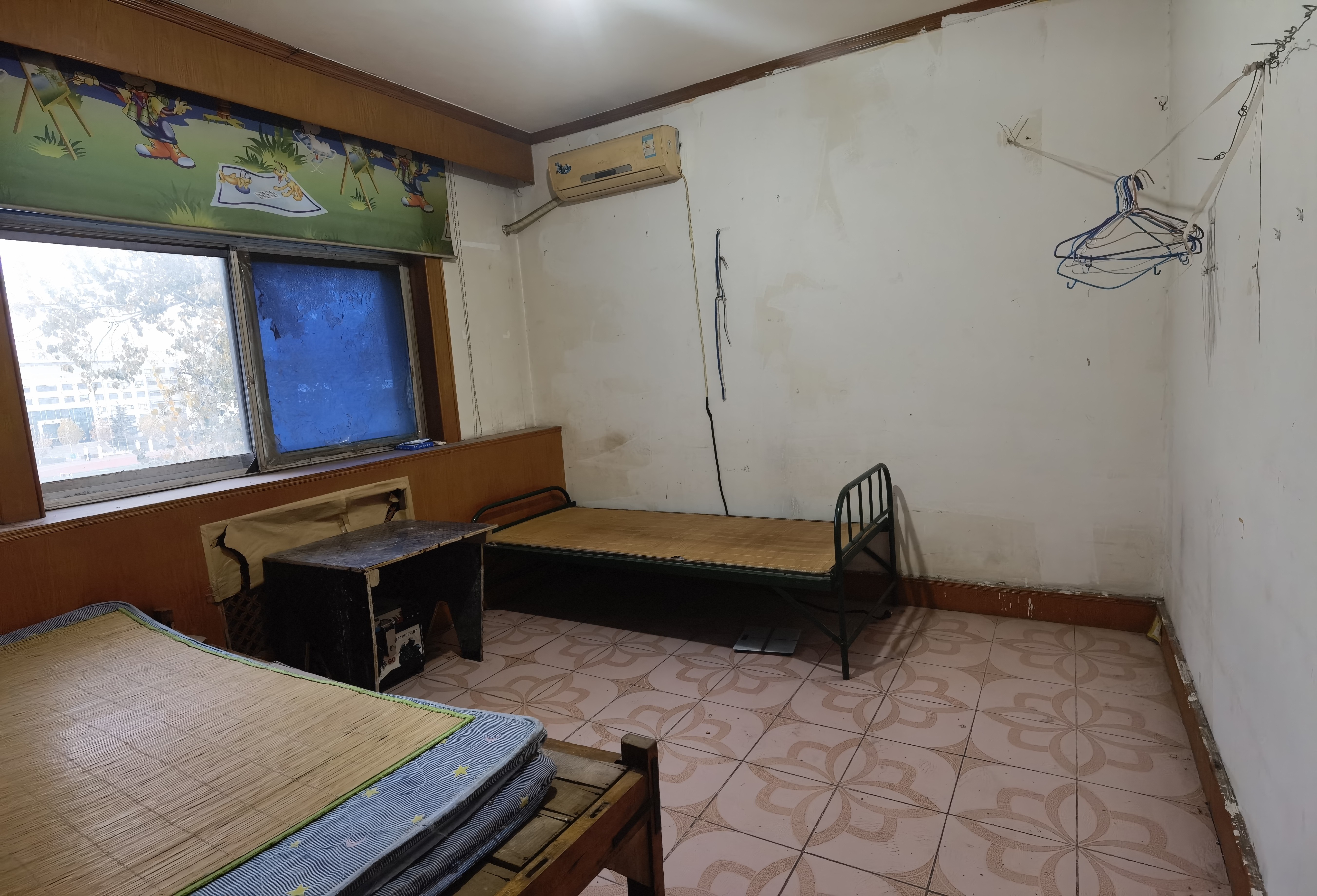 华艺美术职工宿舍