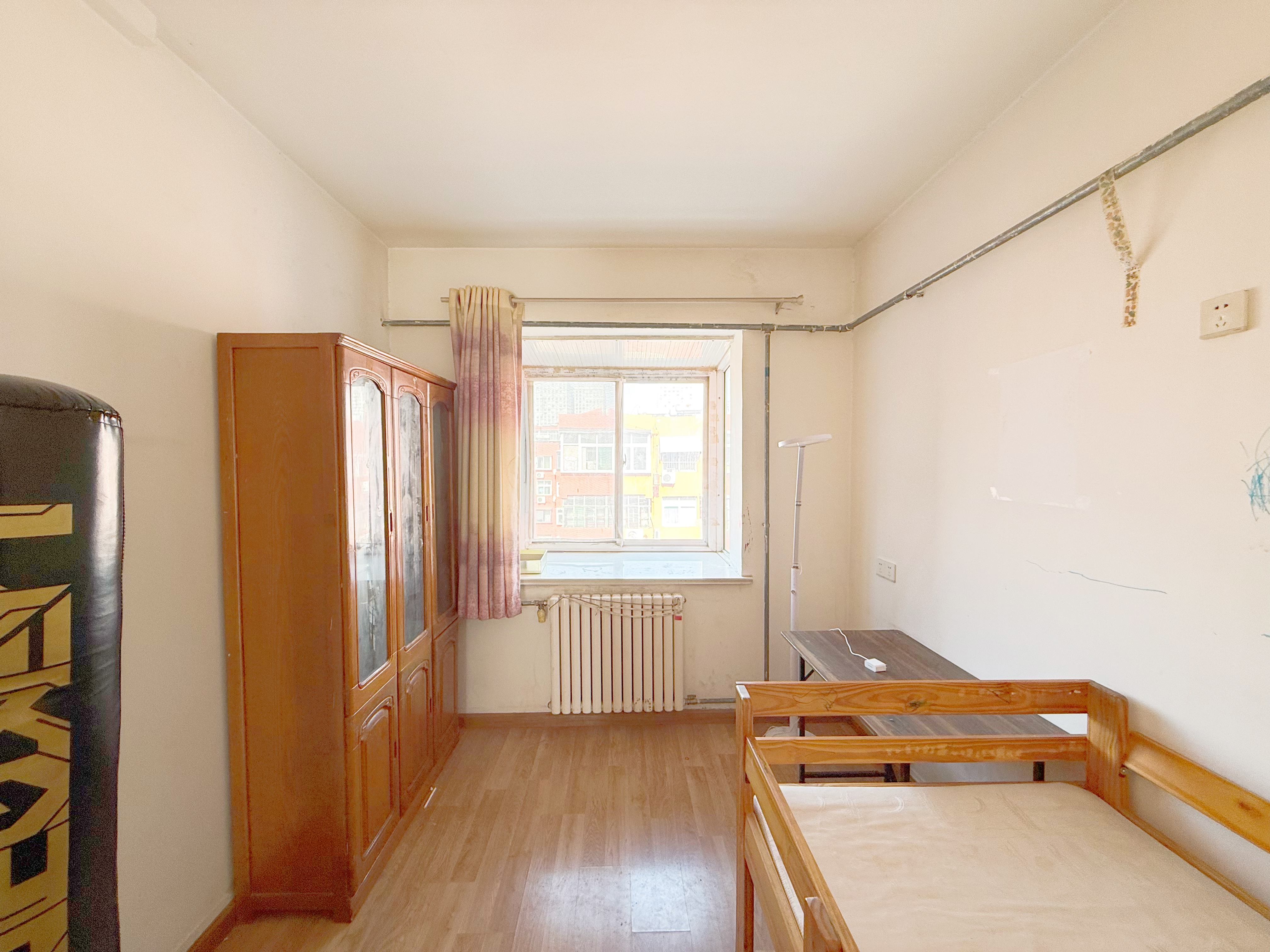 纬一路单位宿舍