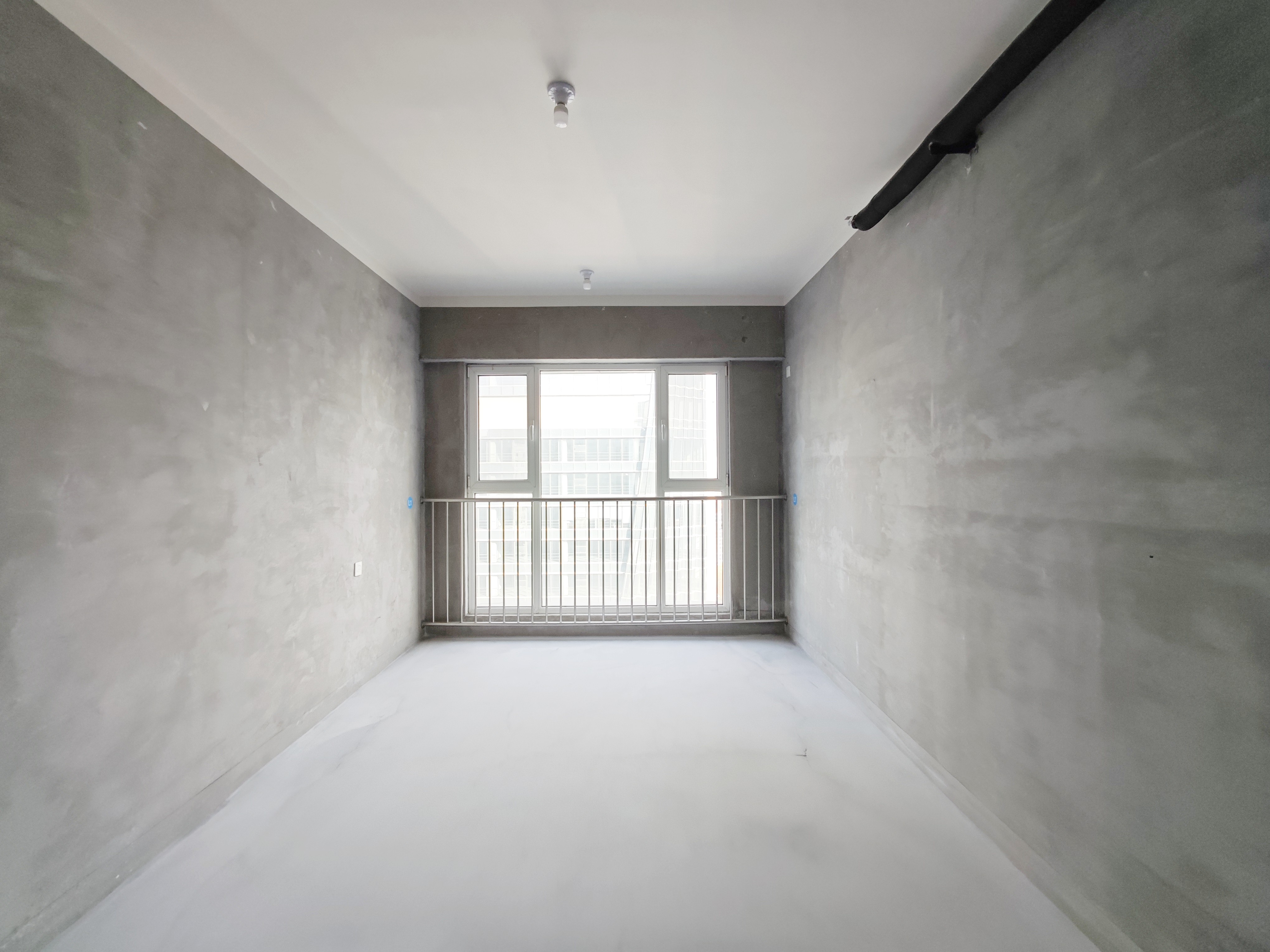  城投环贸中心 南北