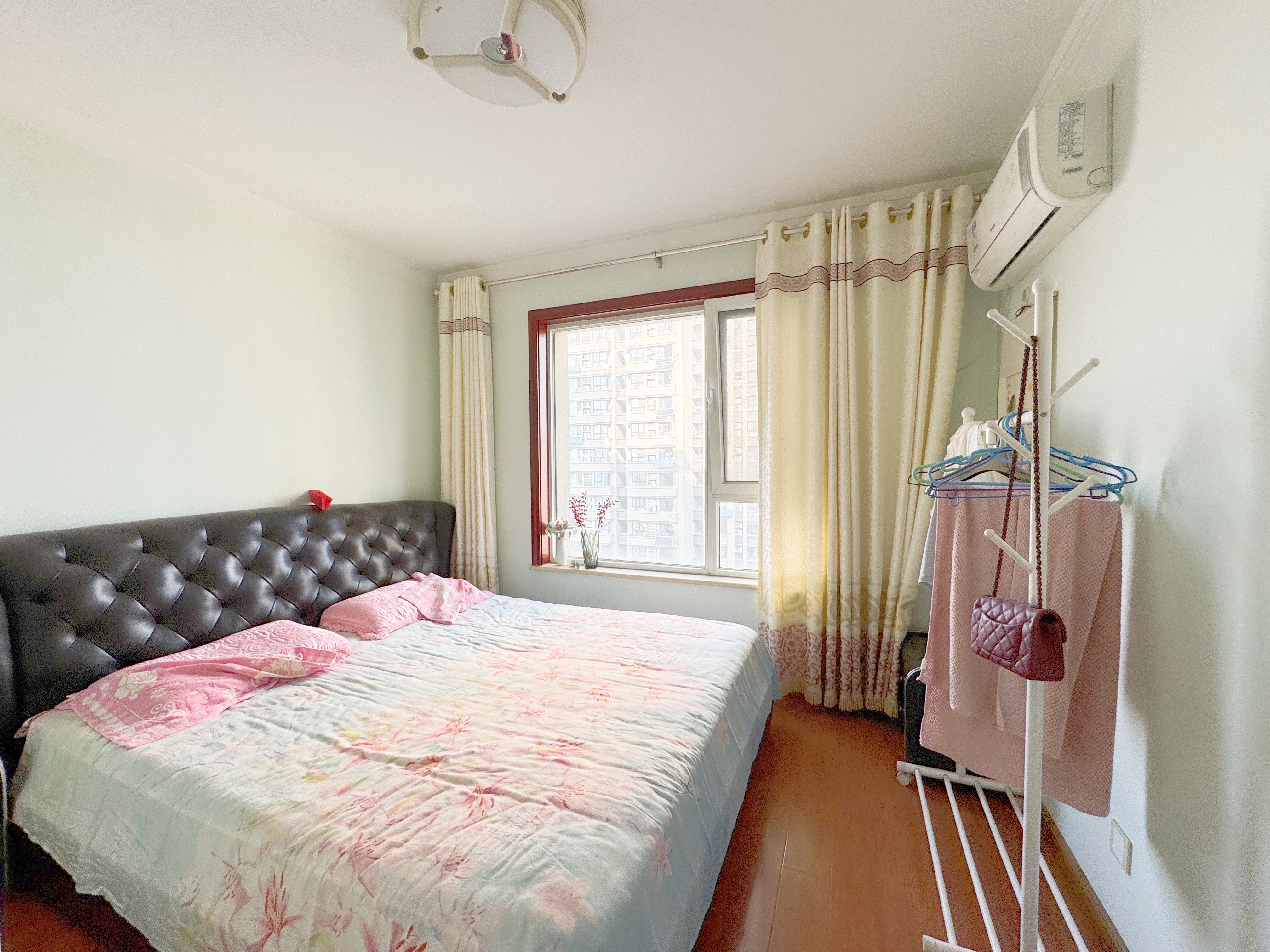 绿地新里梵尔赛公馆