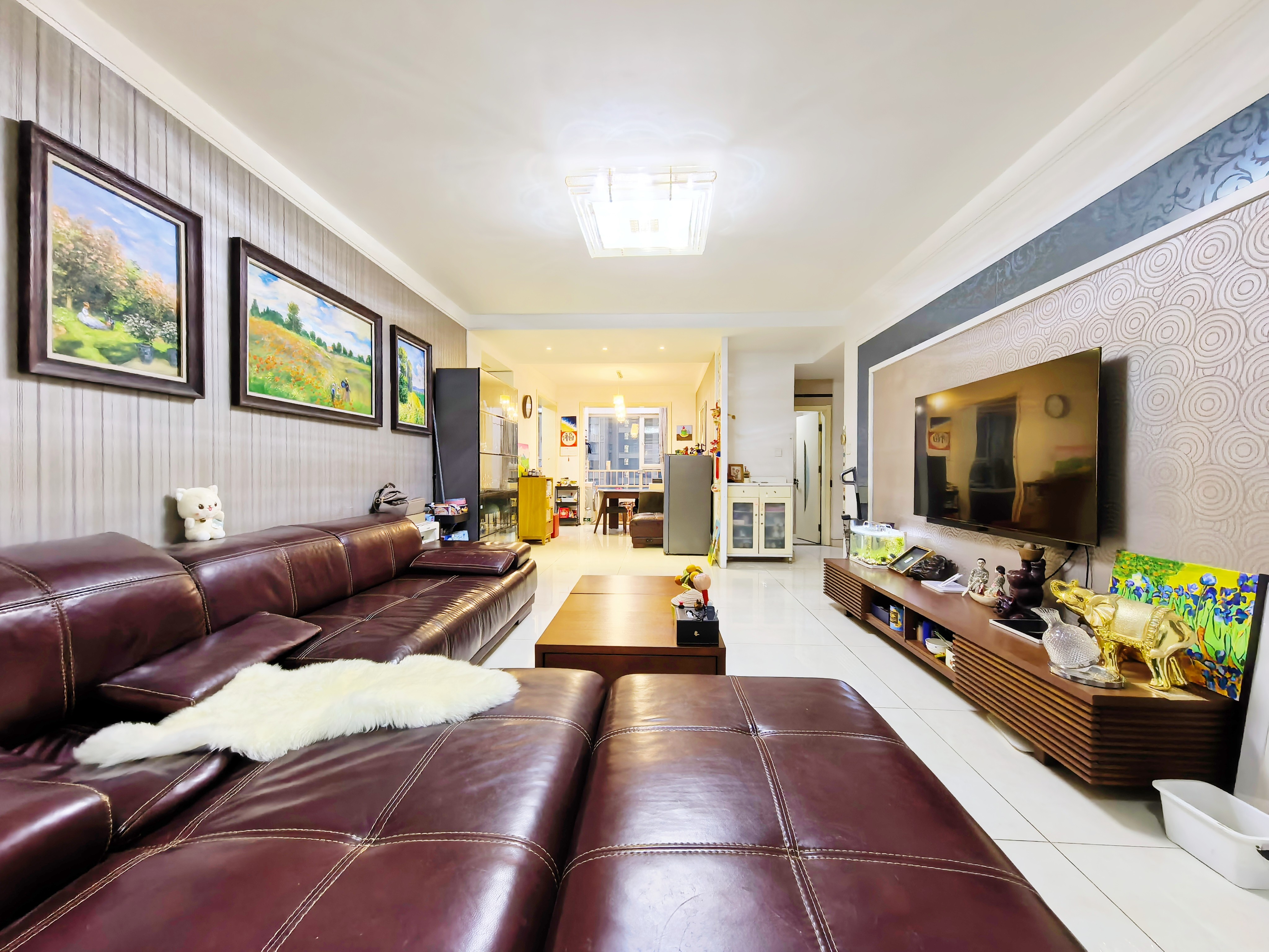  绿地新里卢浮公馆 南北