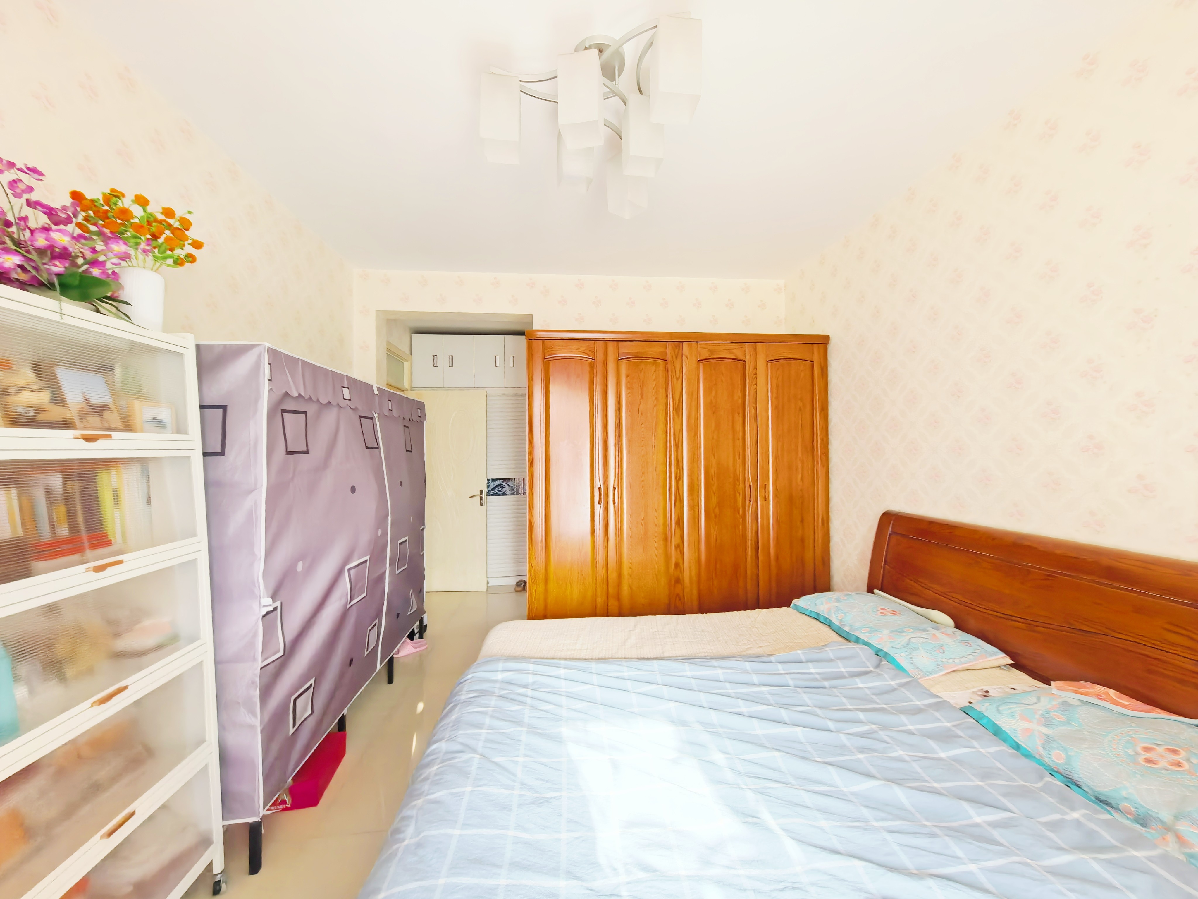 卧龙花园龙和苑