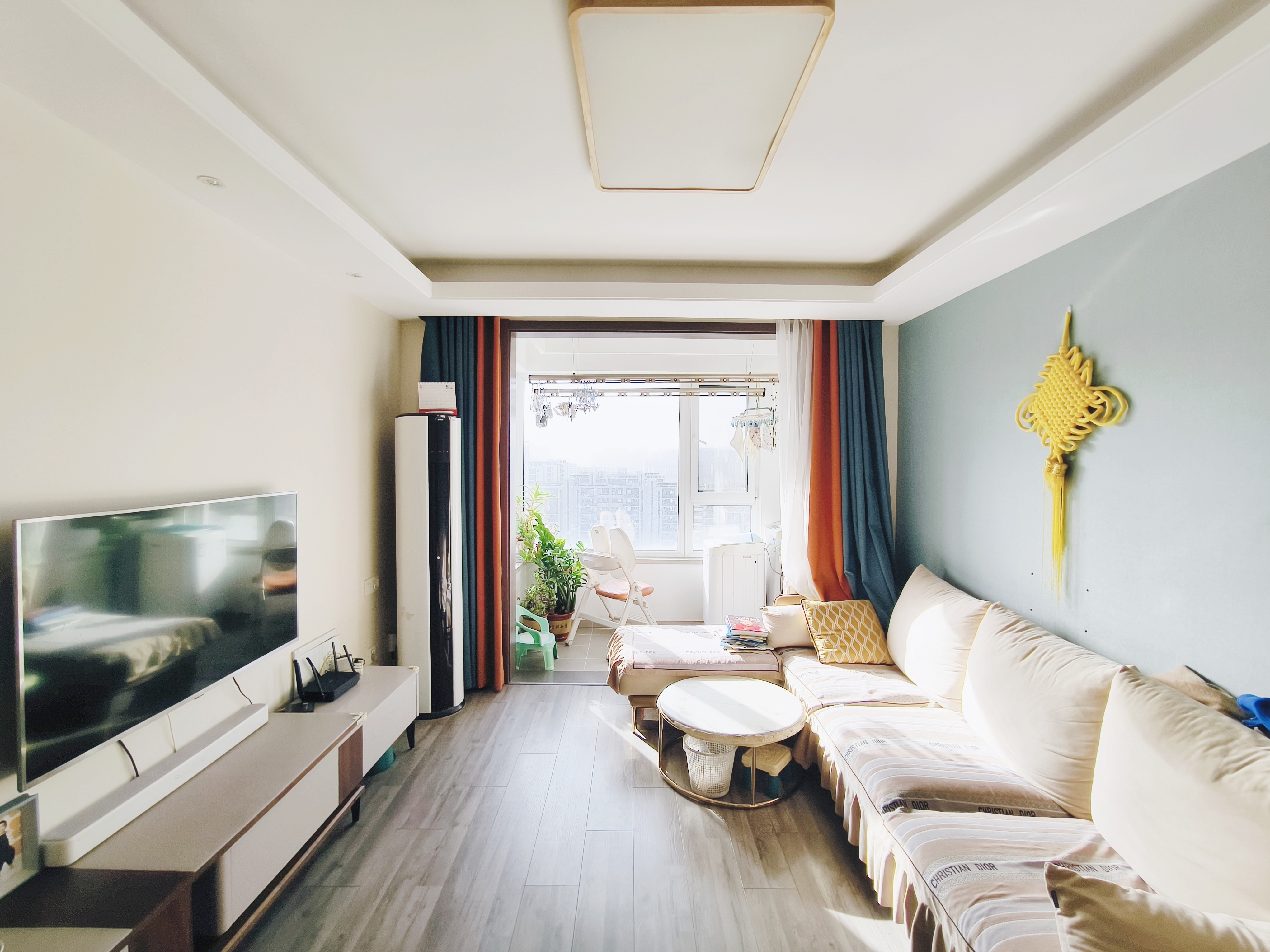  万科龙湖城市之光 南北