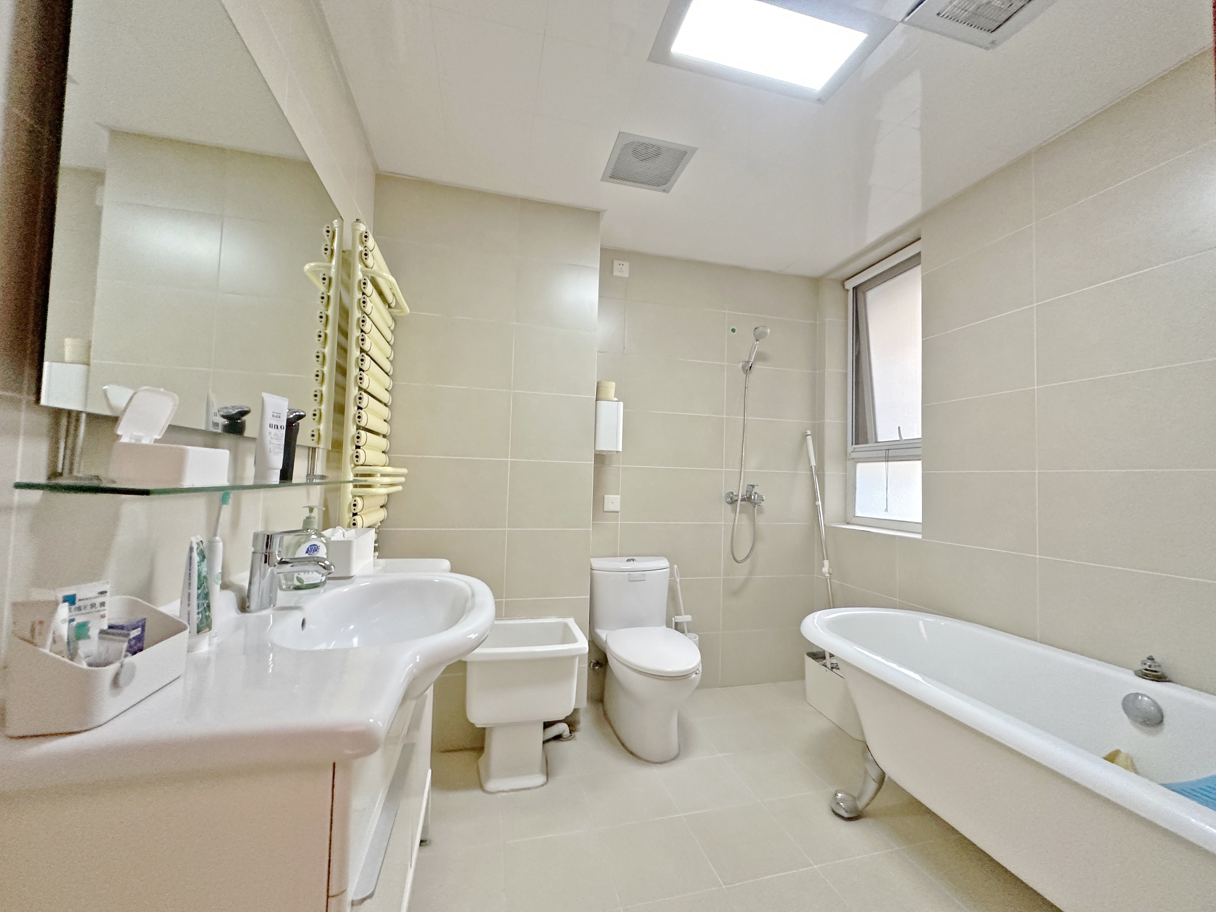 绿地新里卢浮公馆