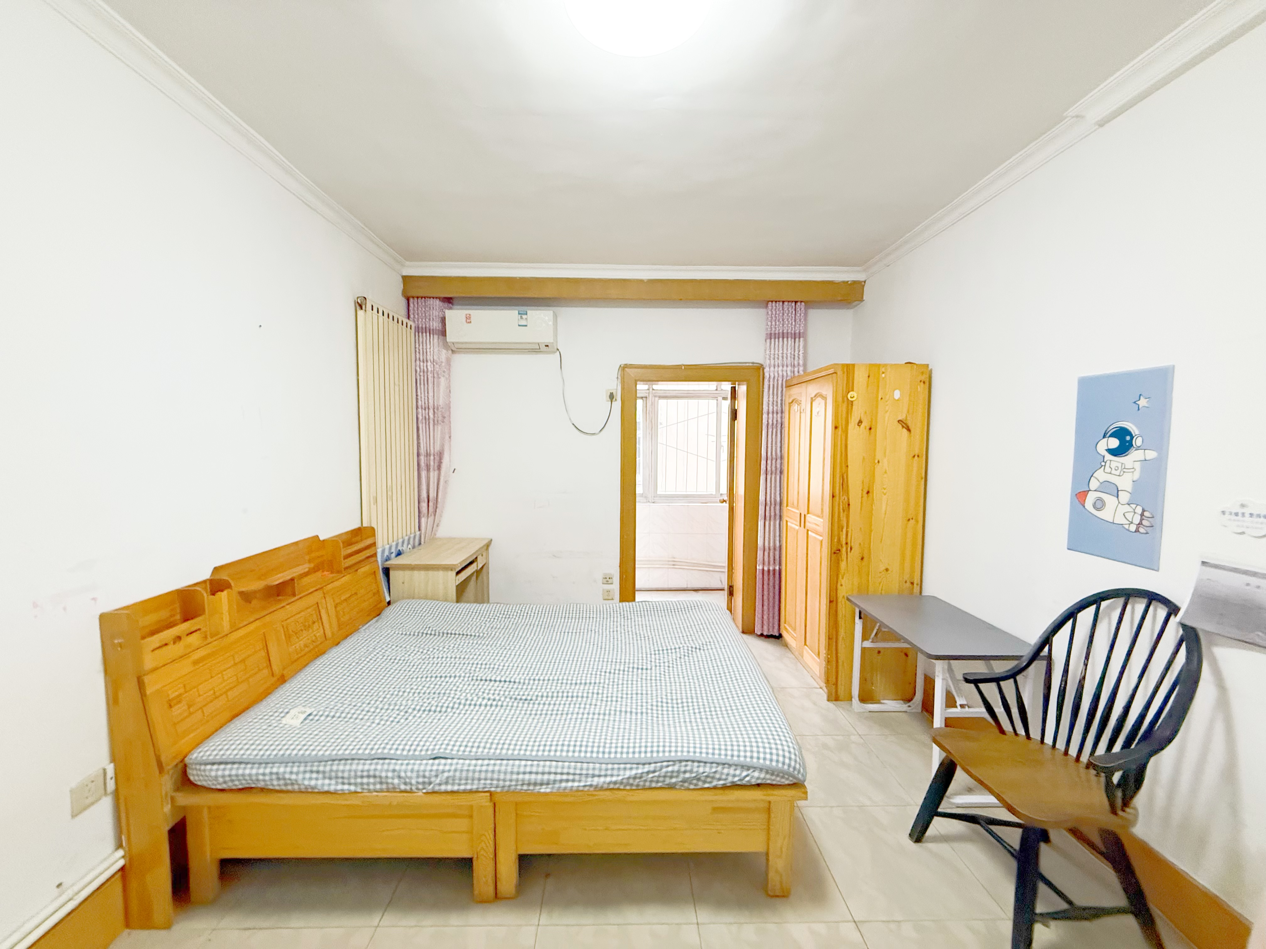  纬四路152号 南北