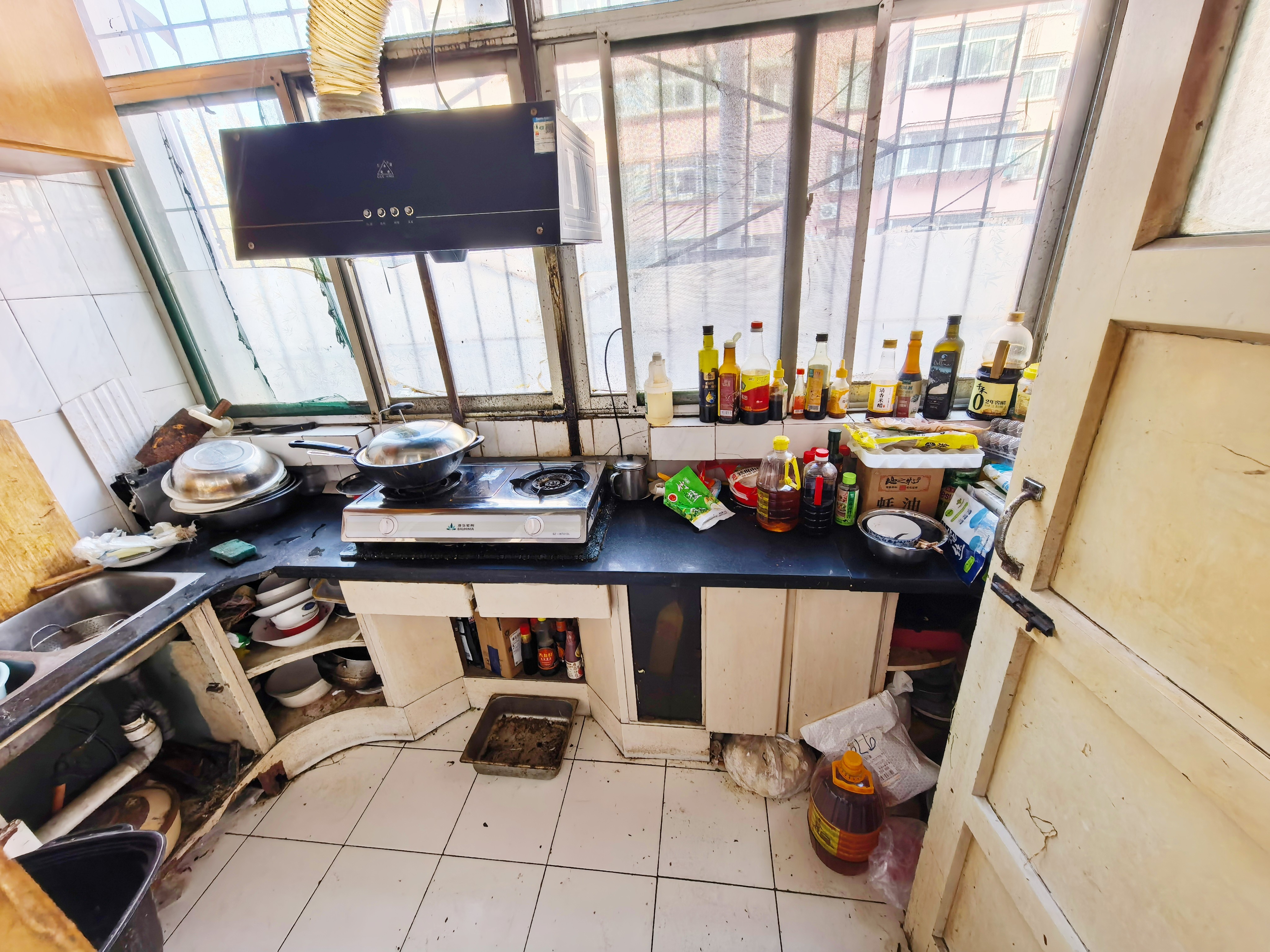 白马山铁路新村