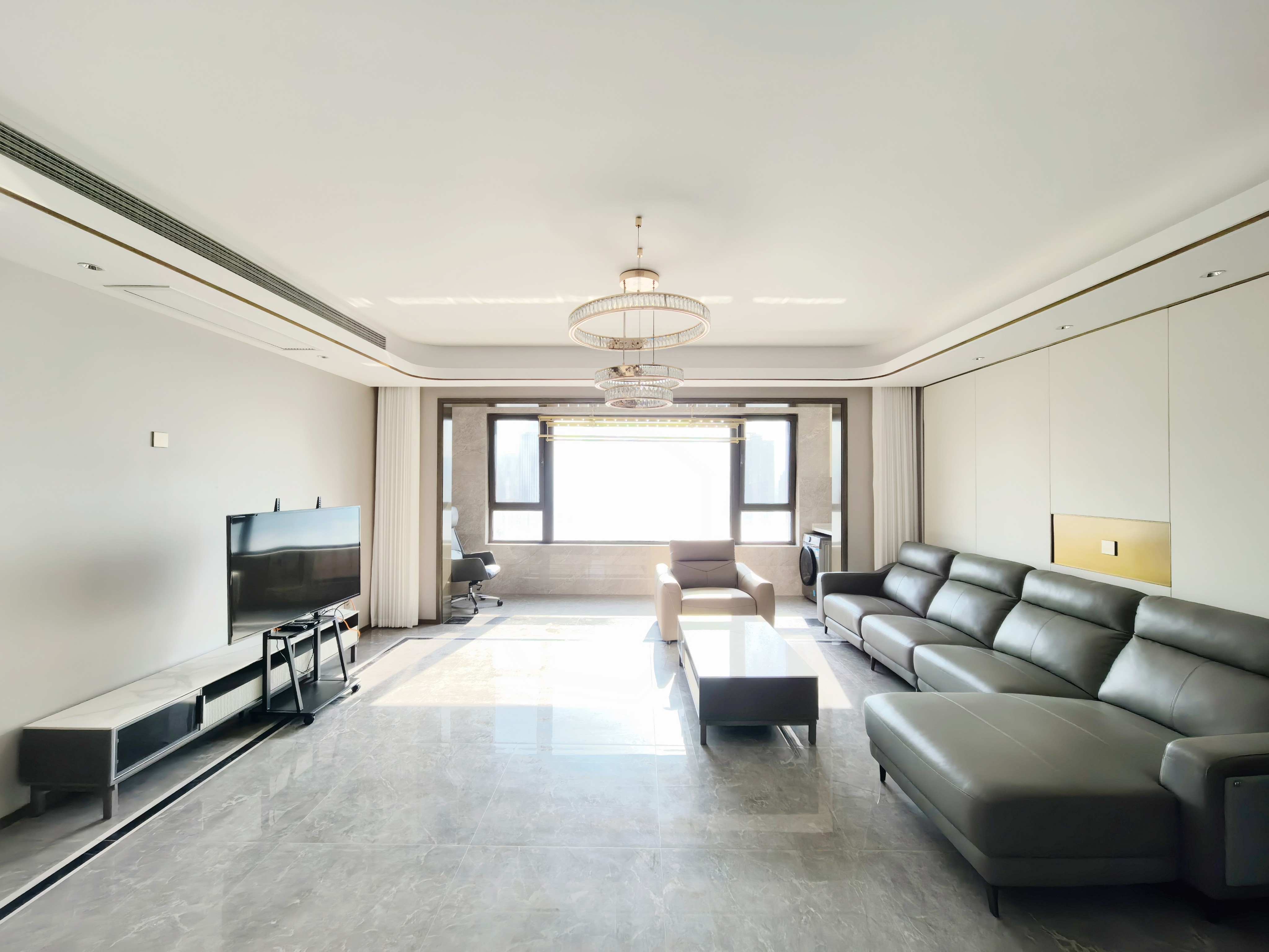  绿地IFC中央公馆 南北