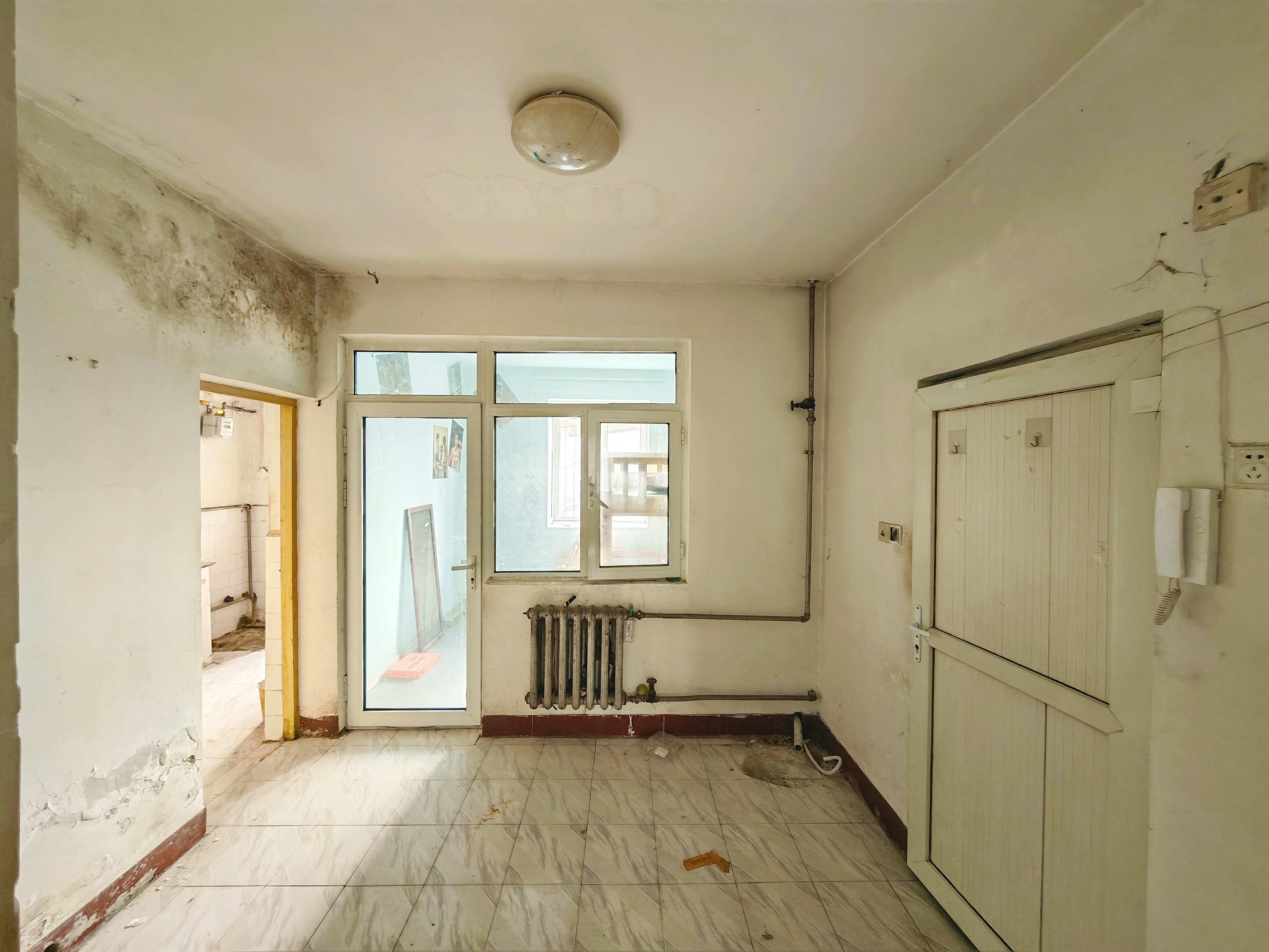  新出一楼大院  经十路18182号（山工南院）  南北