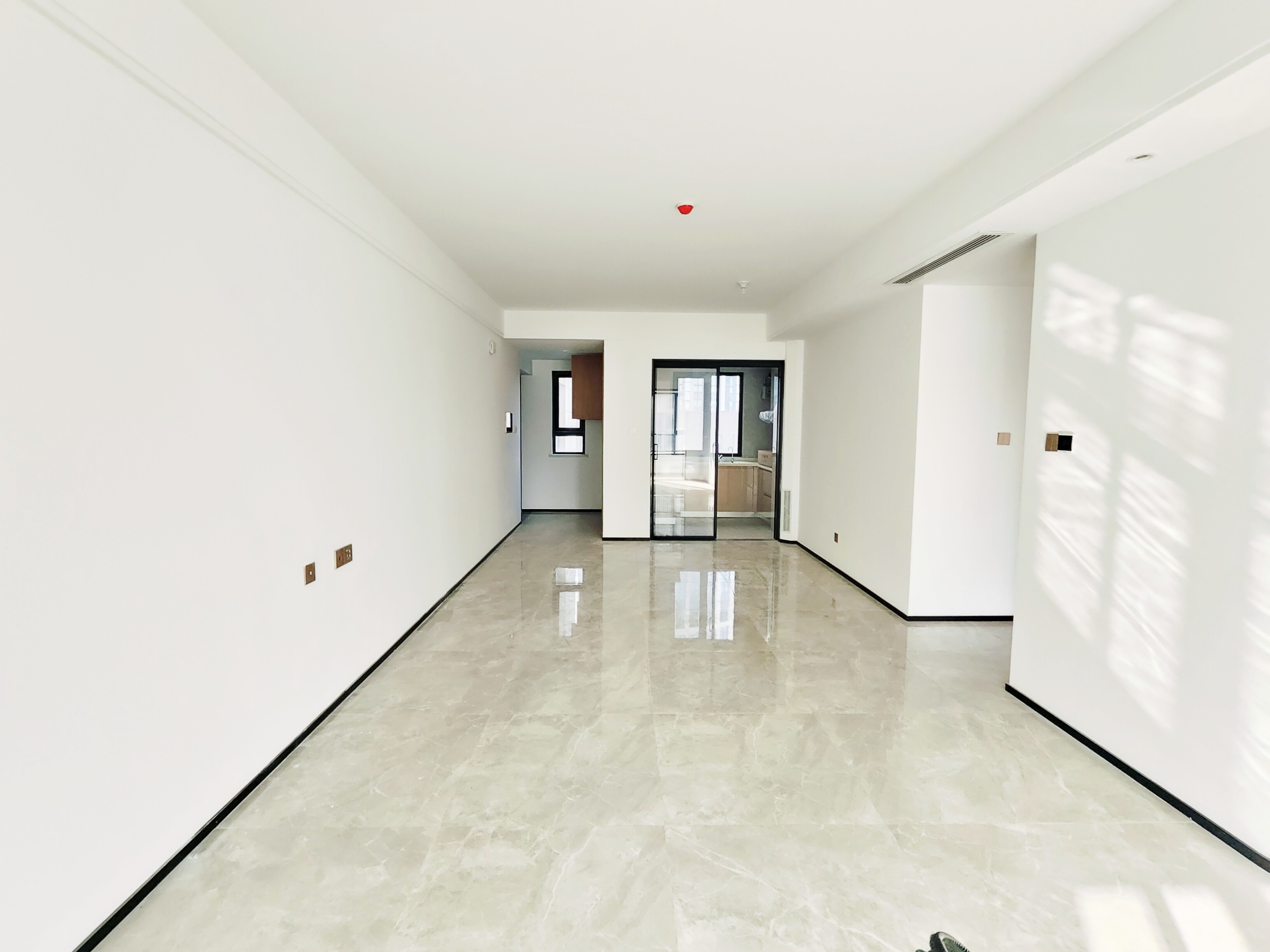  中国铁建梧桐天樾 南北