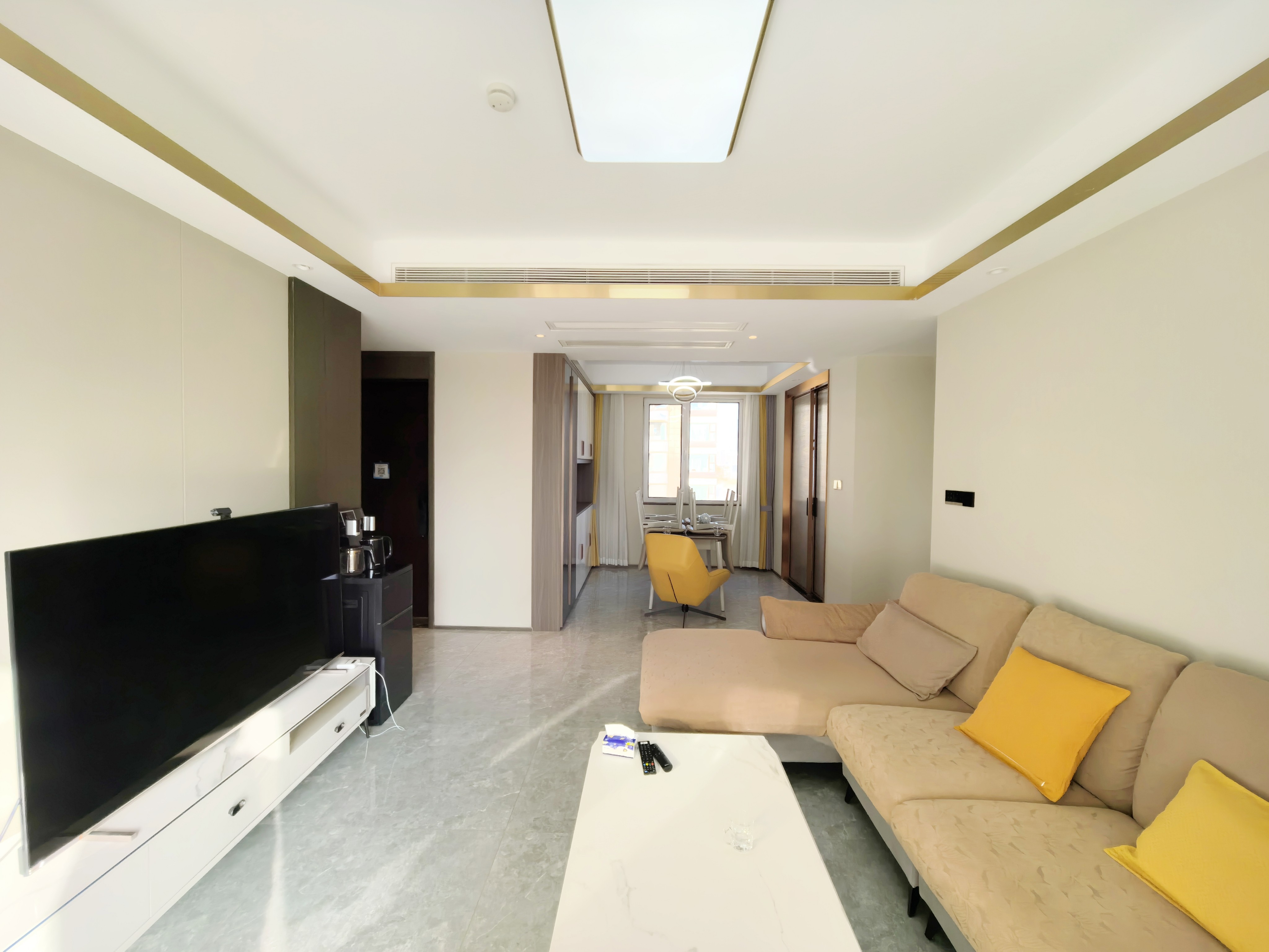  济高珑悦府 南北