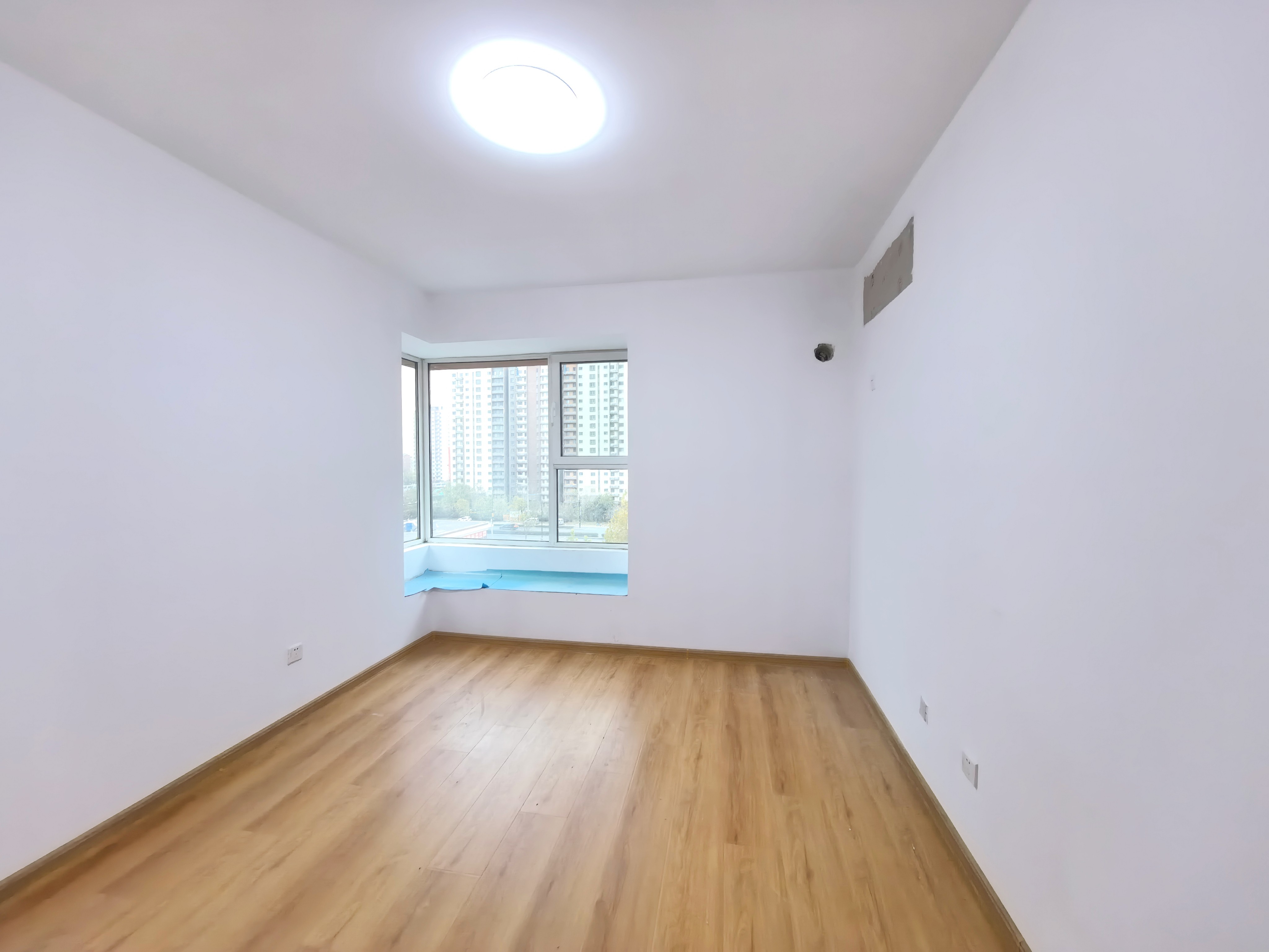 天鸿万象新天理想郡