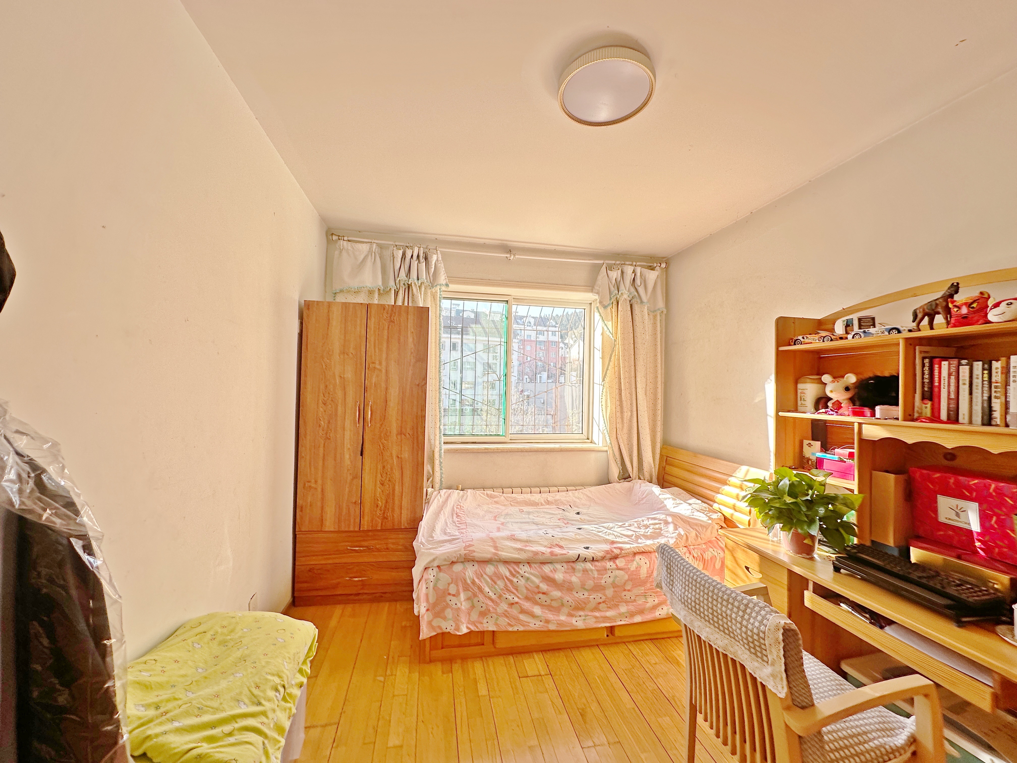 卧龙花园龙盛苑