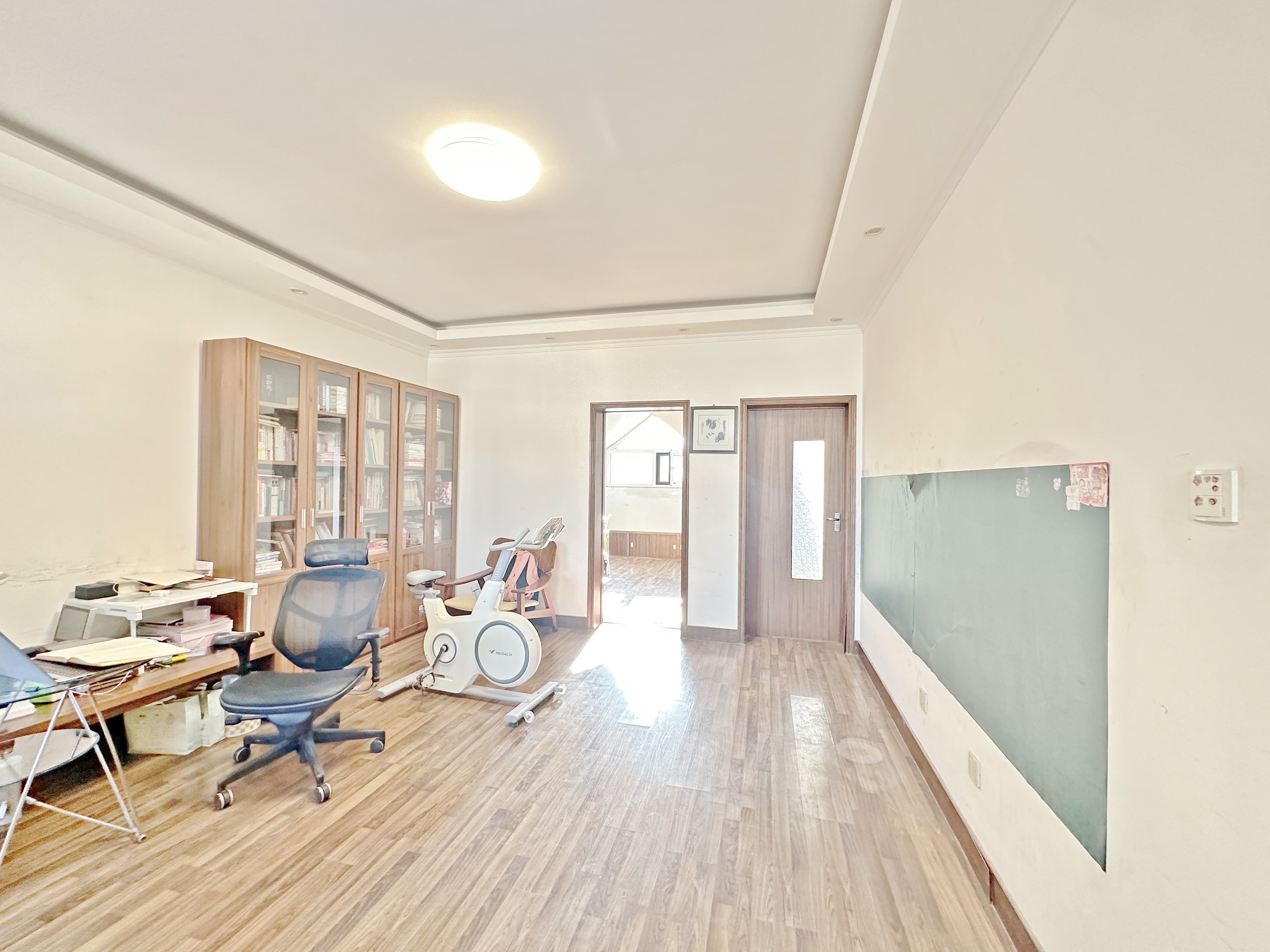 卧龙花园龙和苑