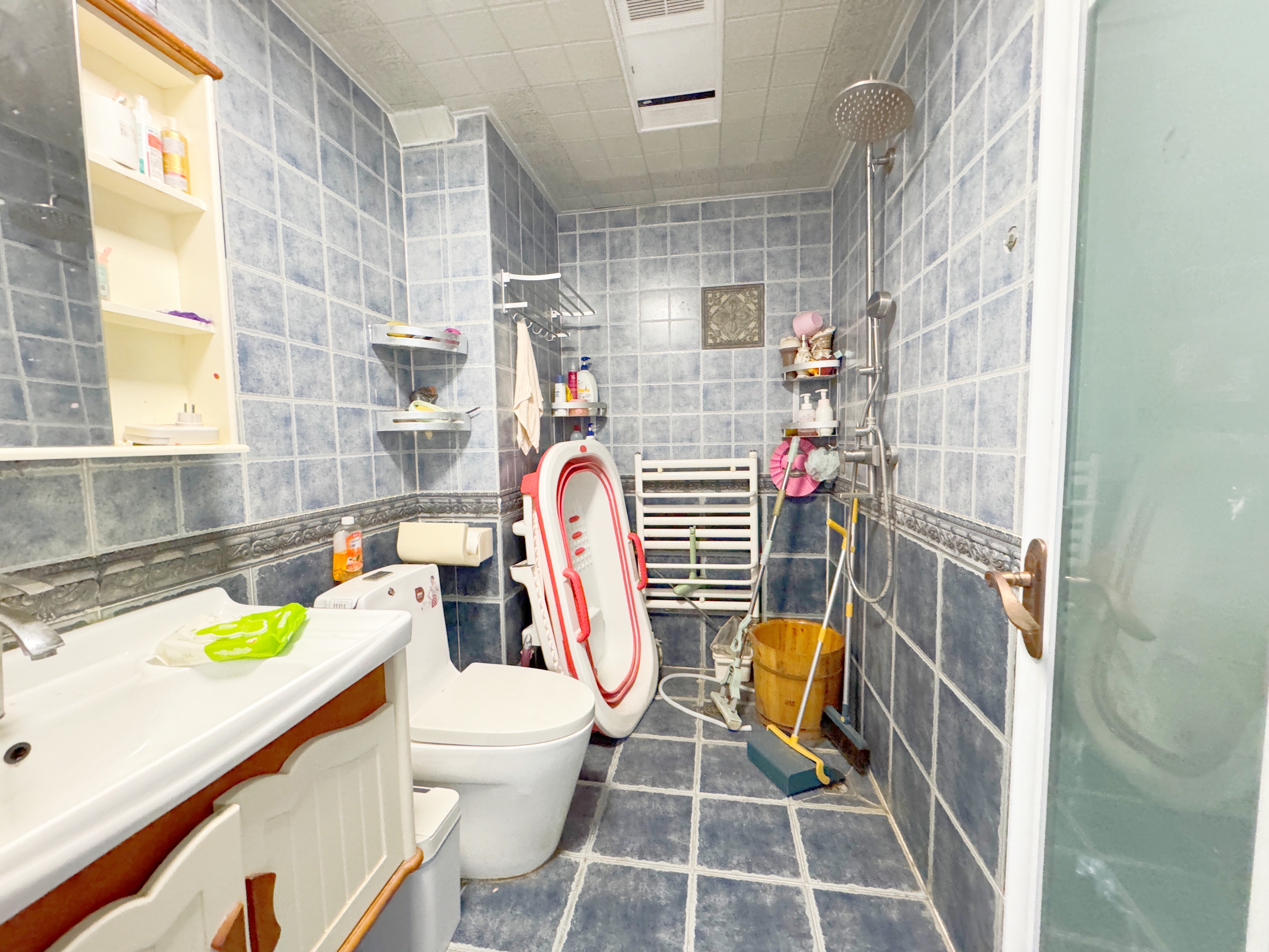 绿地新里梵尔赛公馆