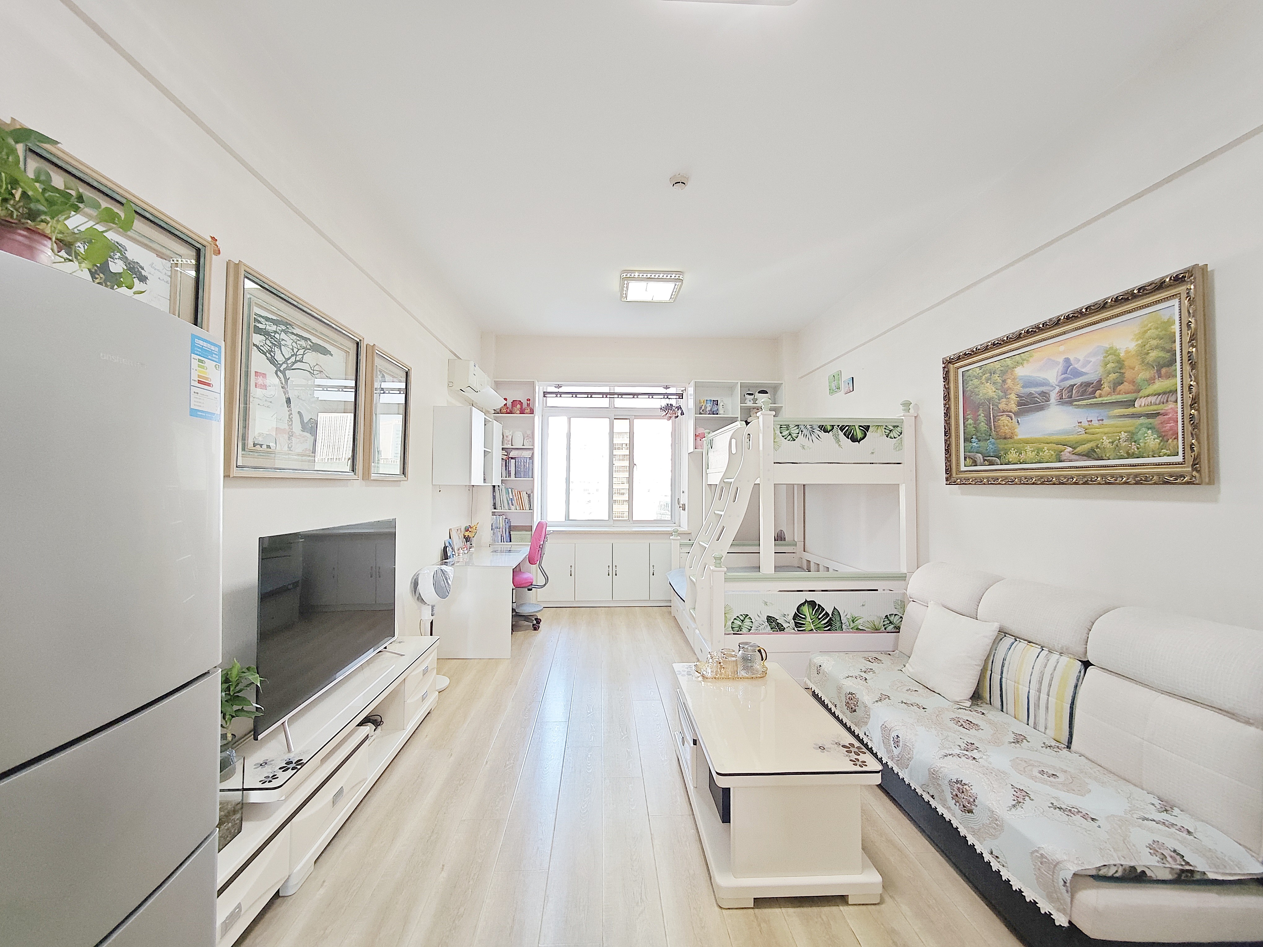  黄金时代小区，70年产权，