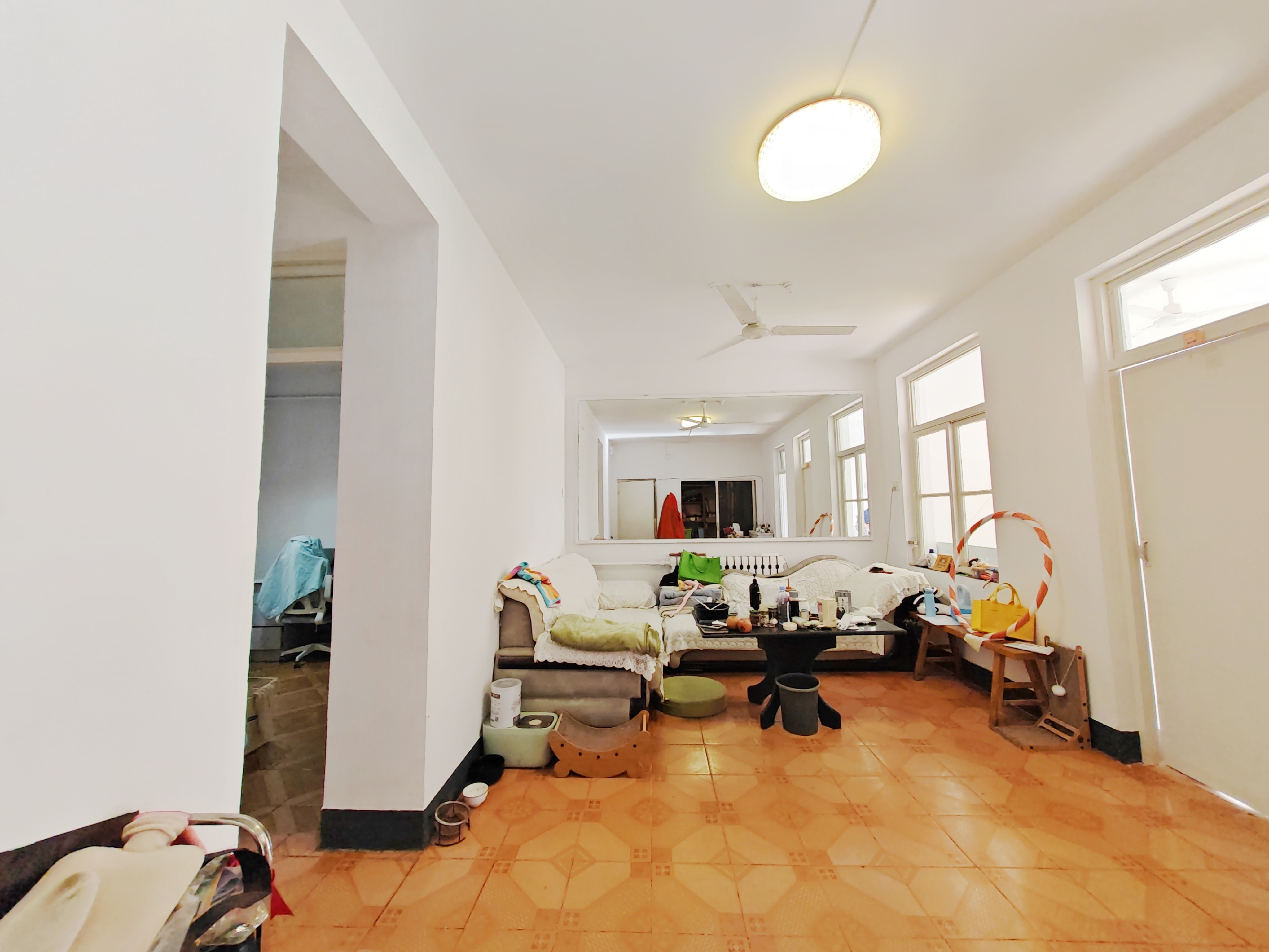 经十西路公安局宿舍