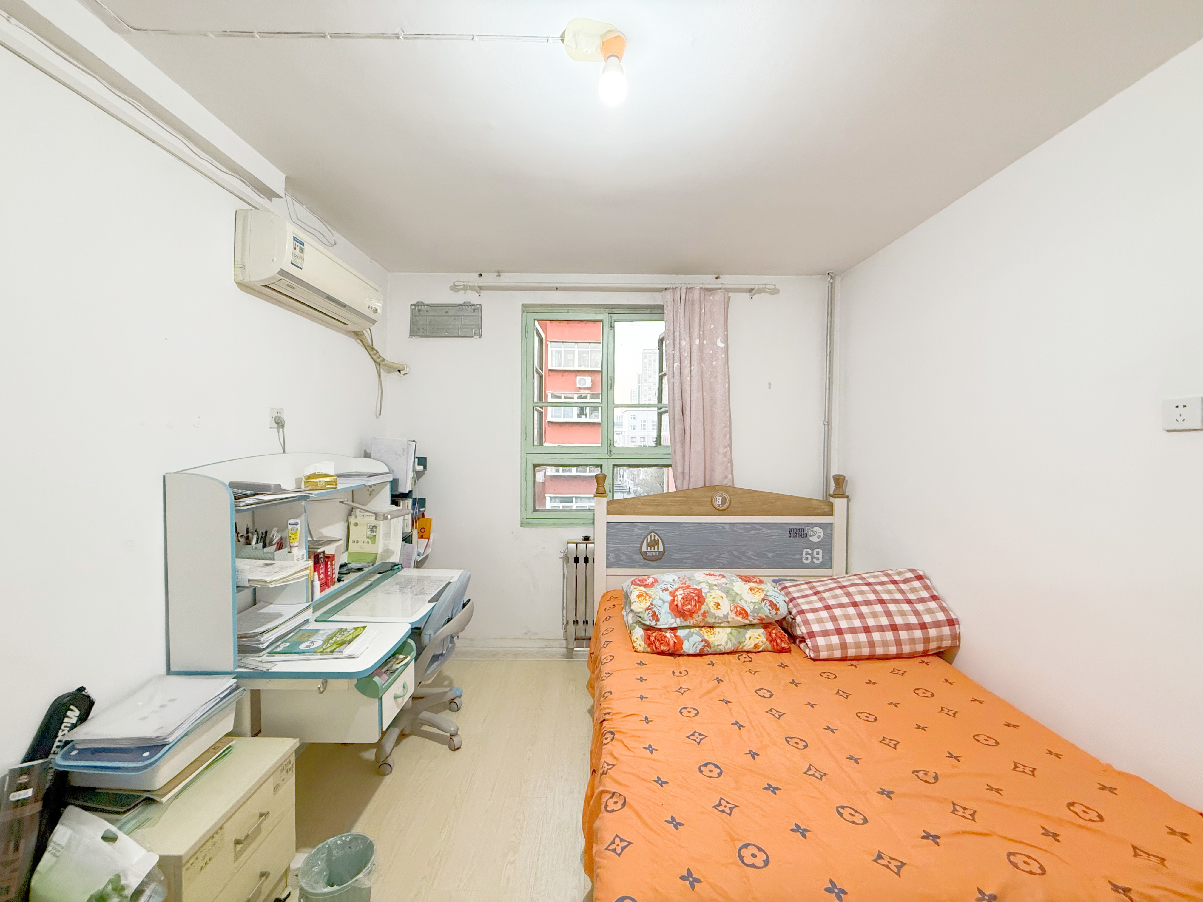 纬一路单位宿舍