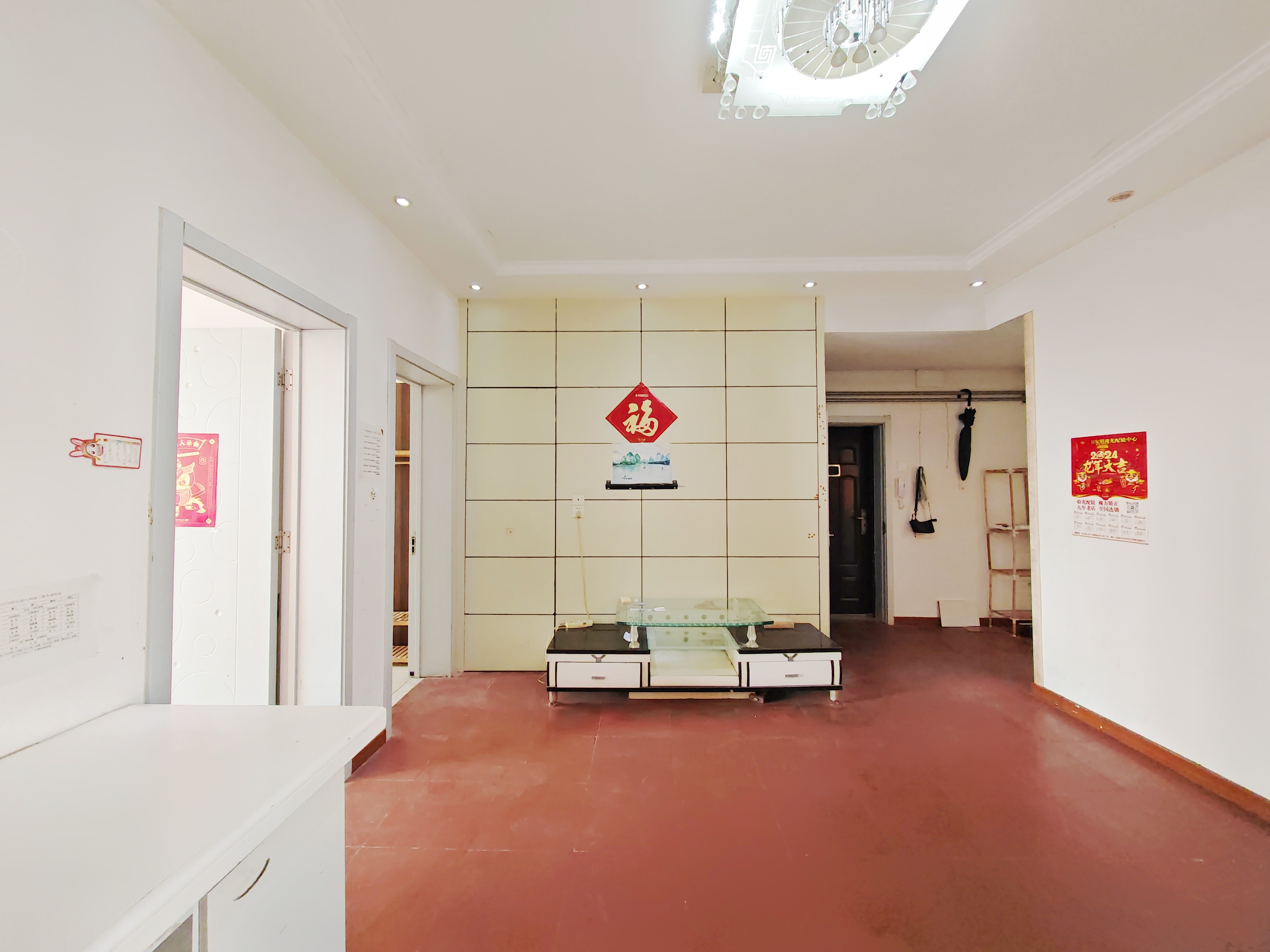  宾谷街665号 南北