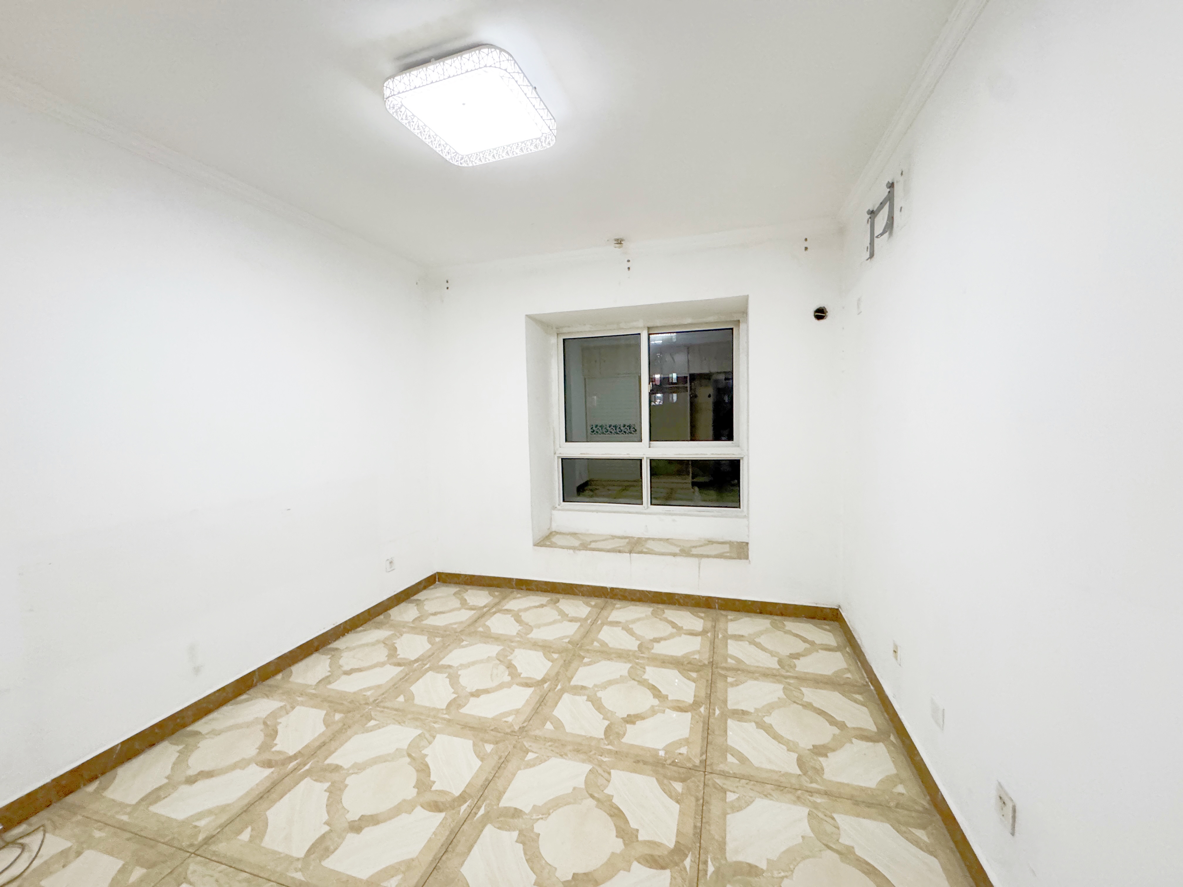 绿地新里梵尔赛公馆