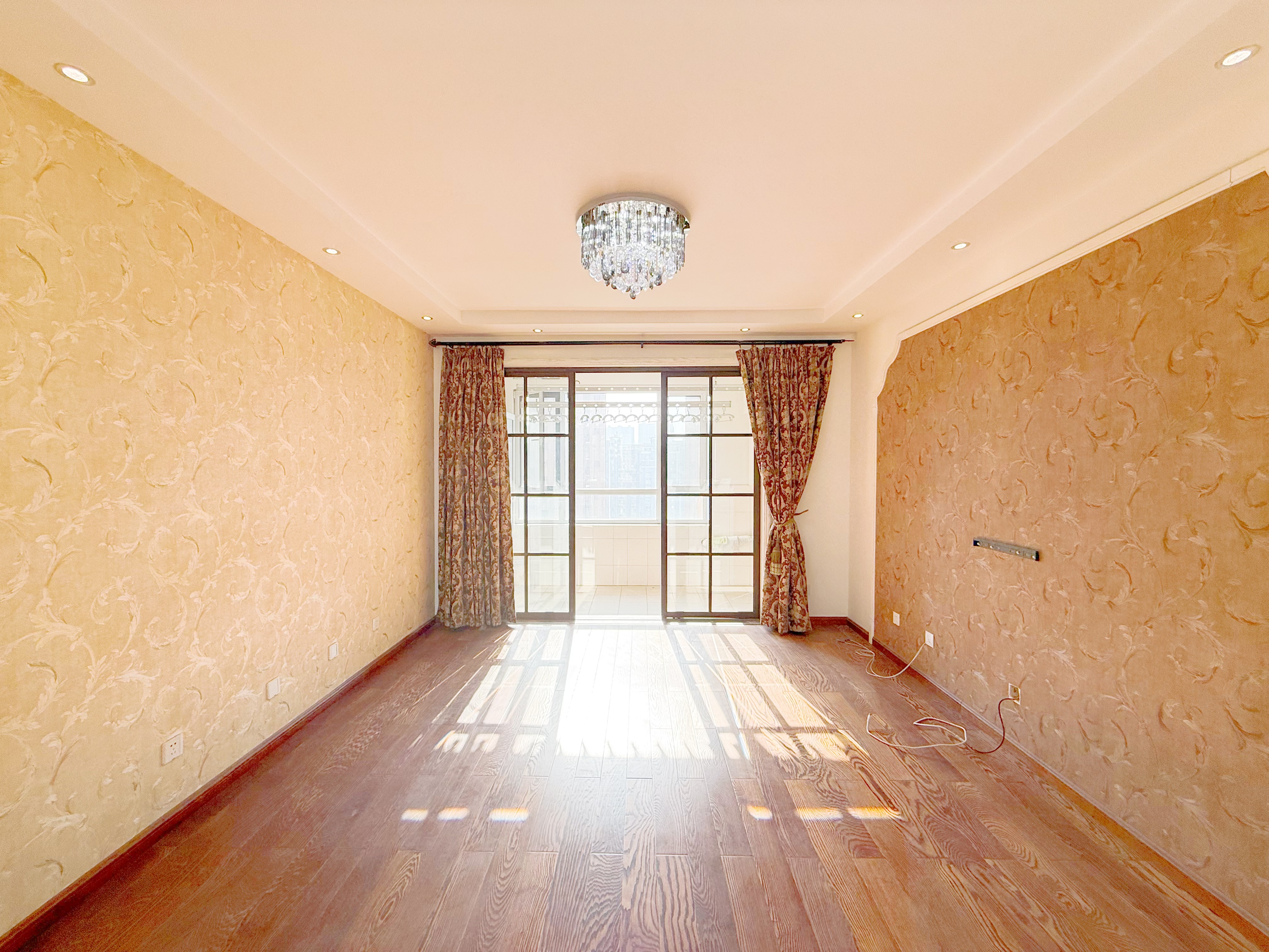  泉景天沅仁园 南北