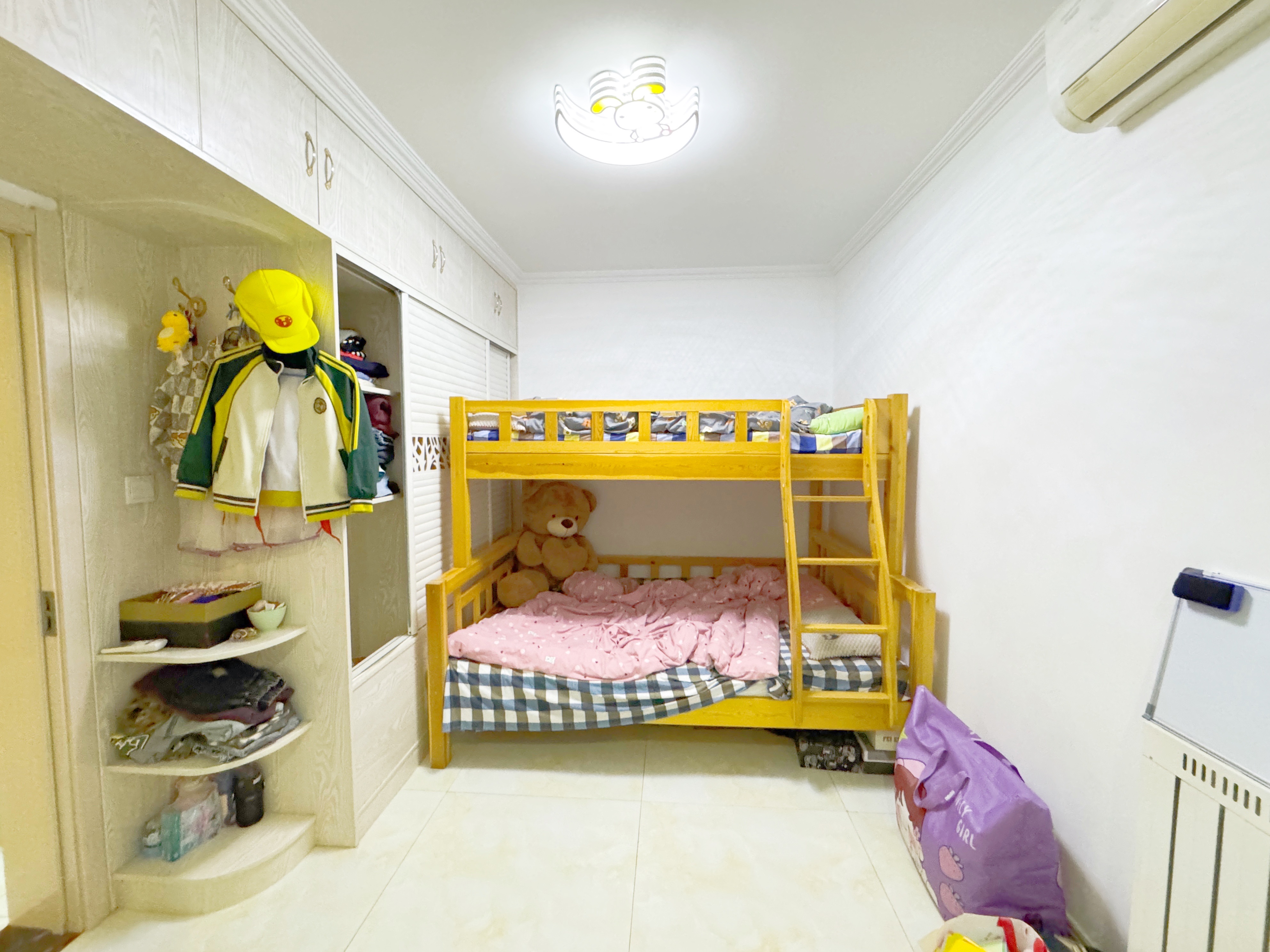 绿地新里梵尔赛公馆