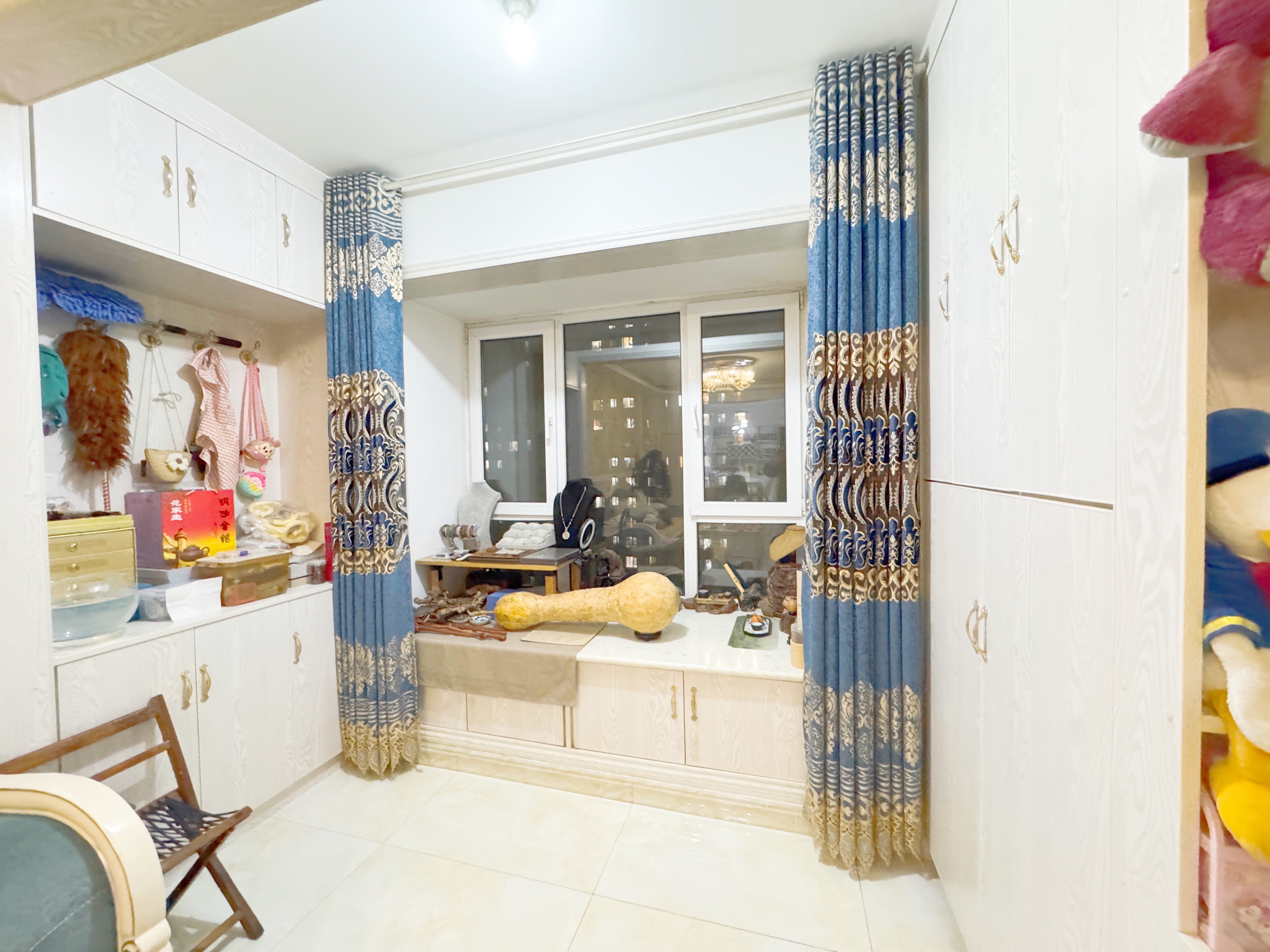 绿地新里梵尔赛公馆