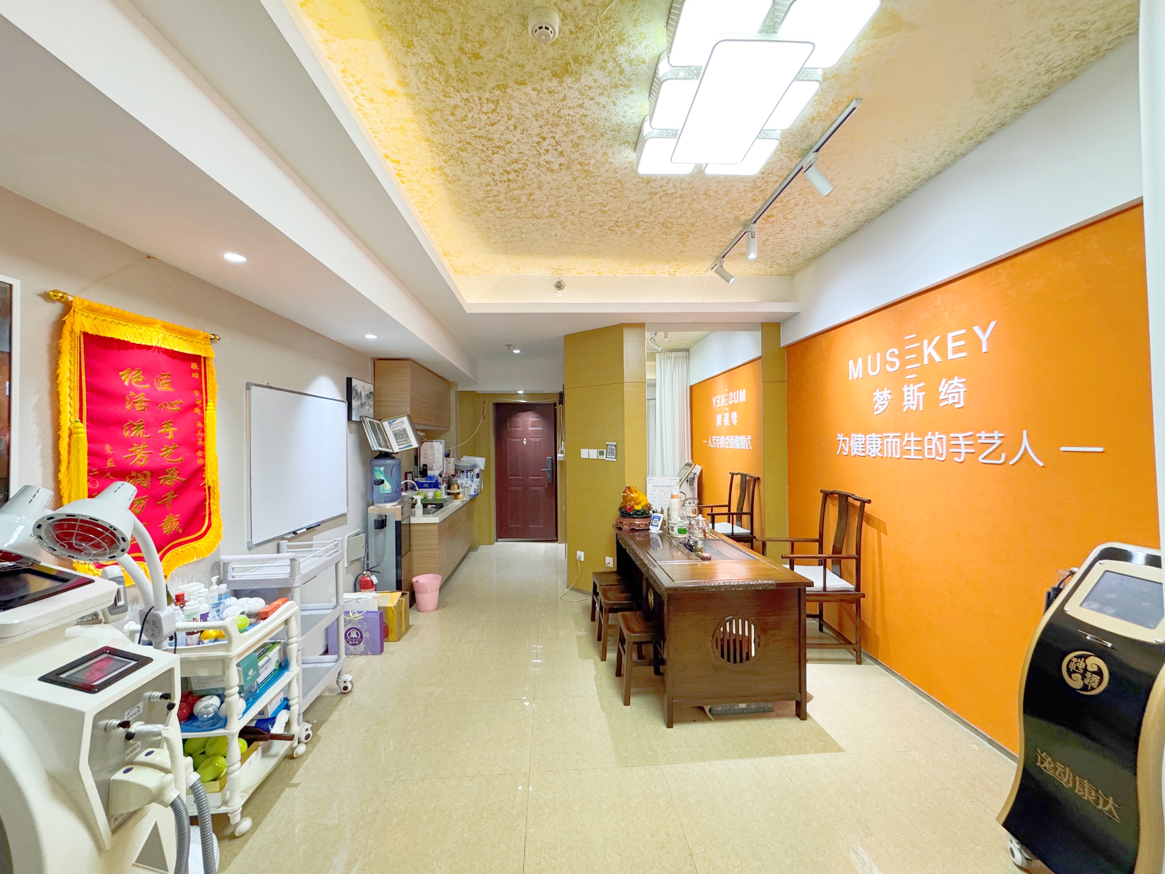  南益名泉春晓公寓 南