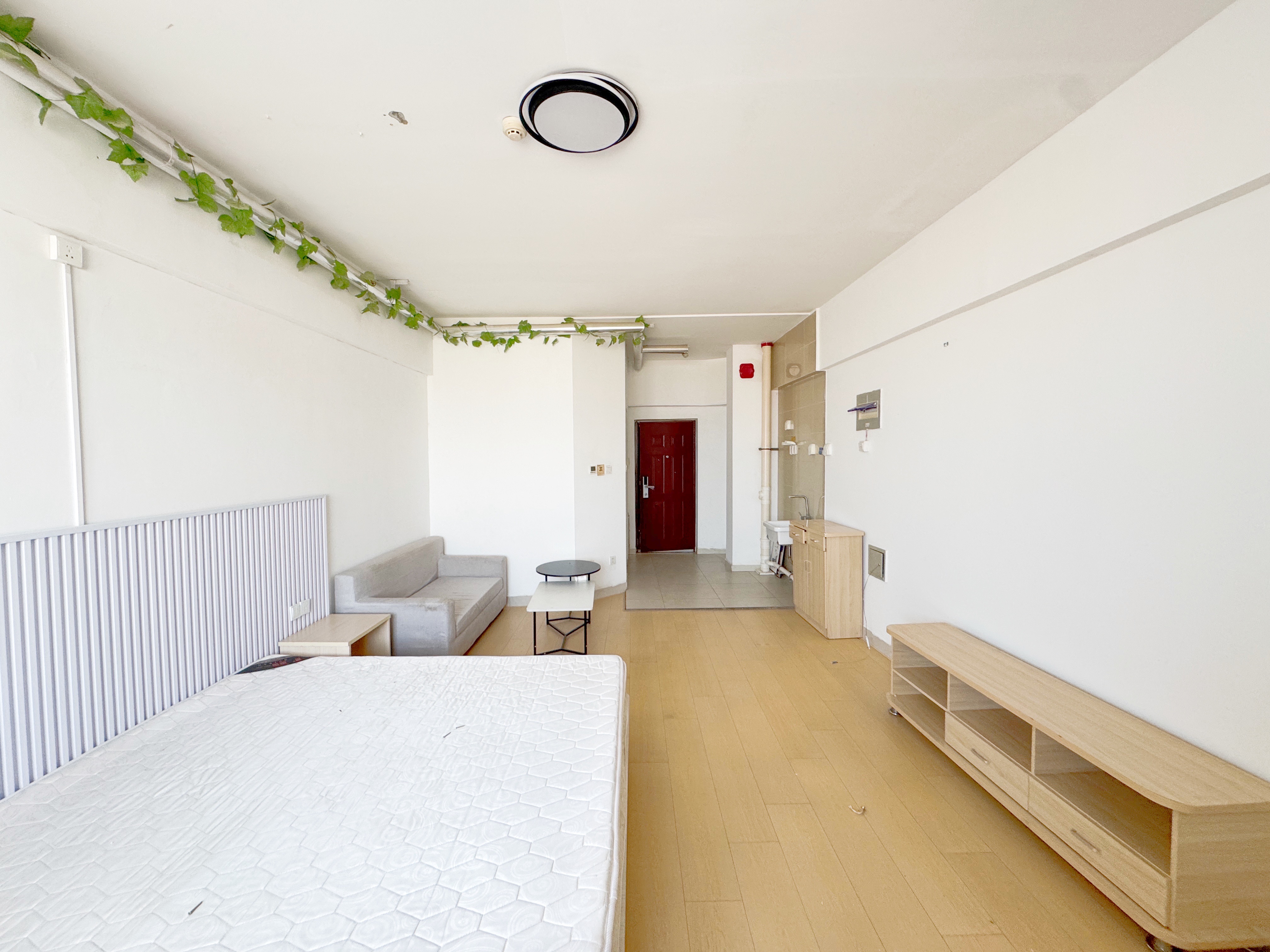  南益名泉春晓公寓 南北