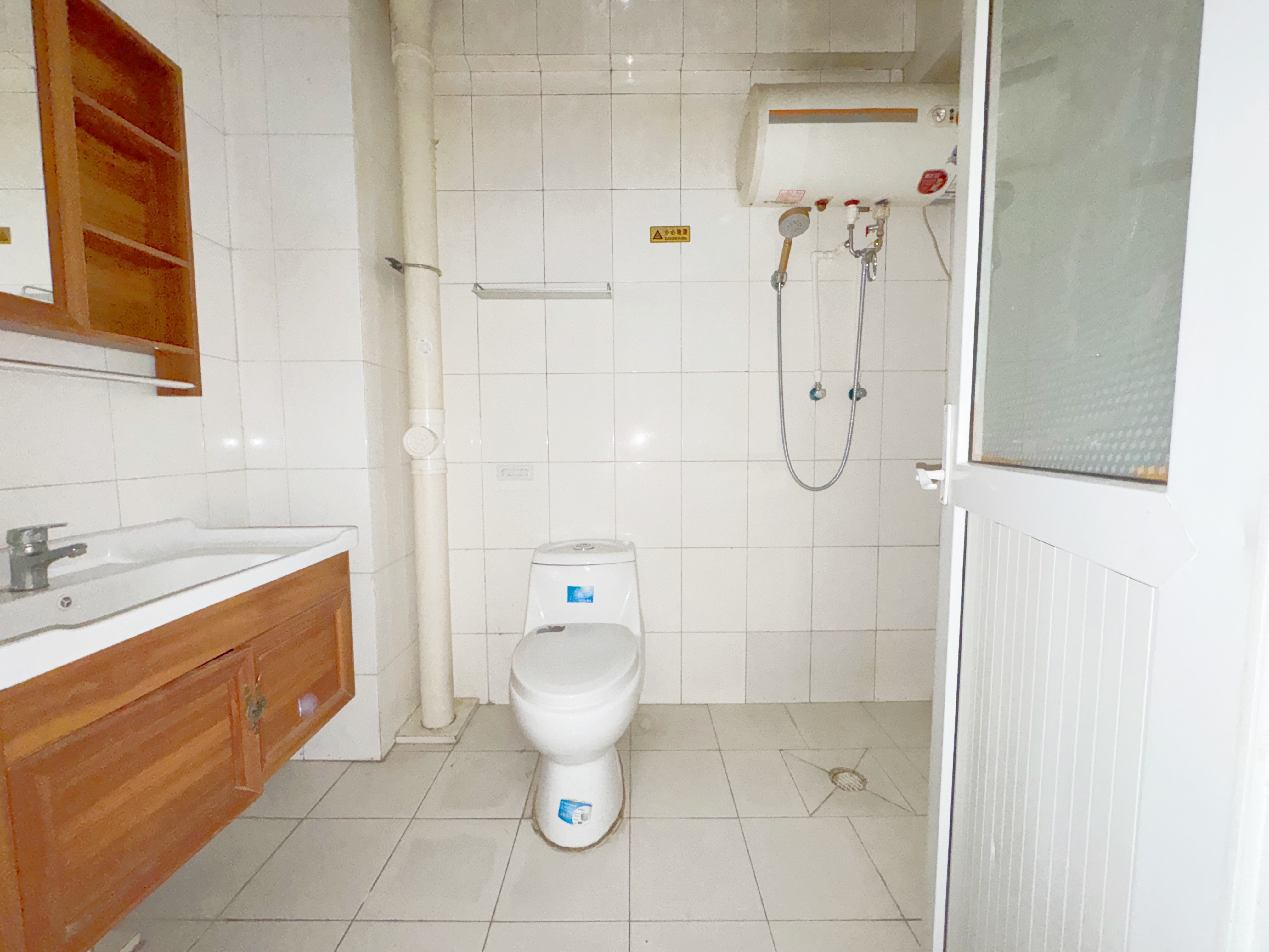 南益名泉春晓公寓