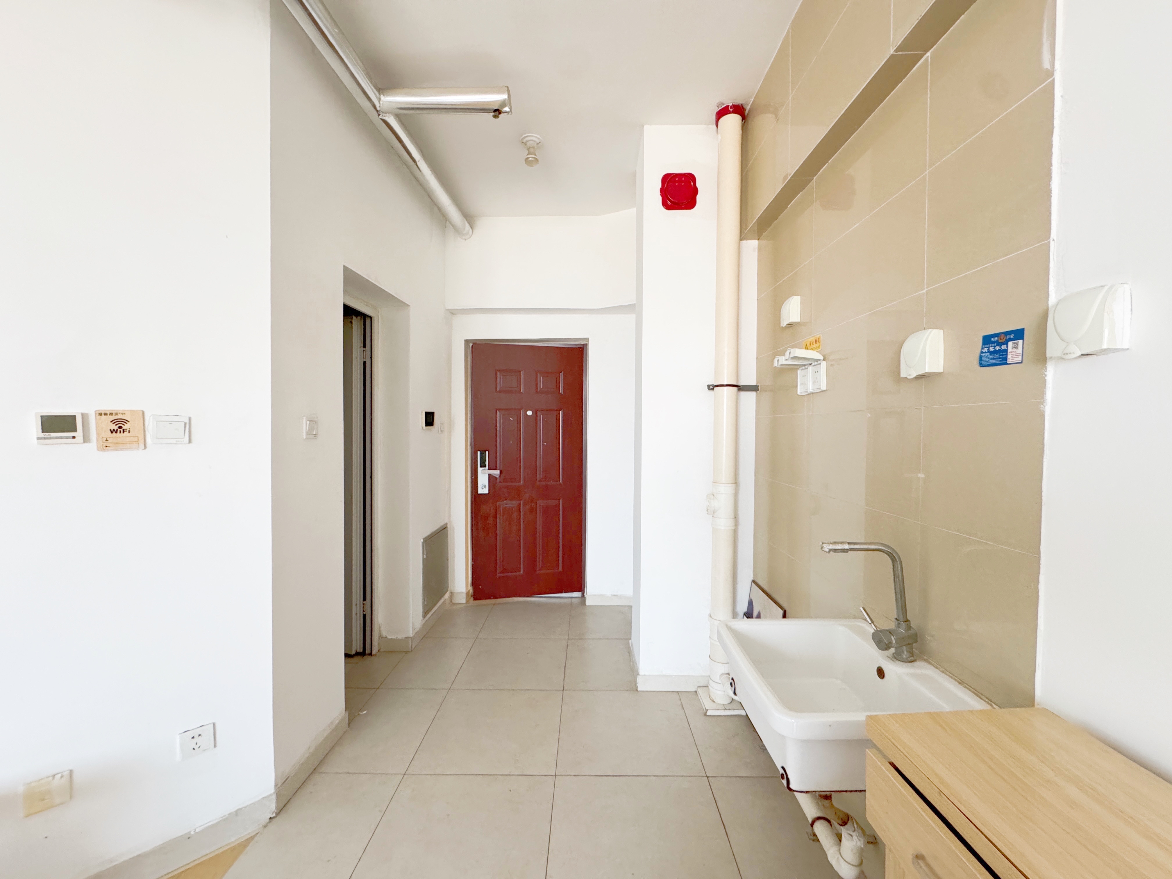 南益名泉春晓公寓