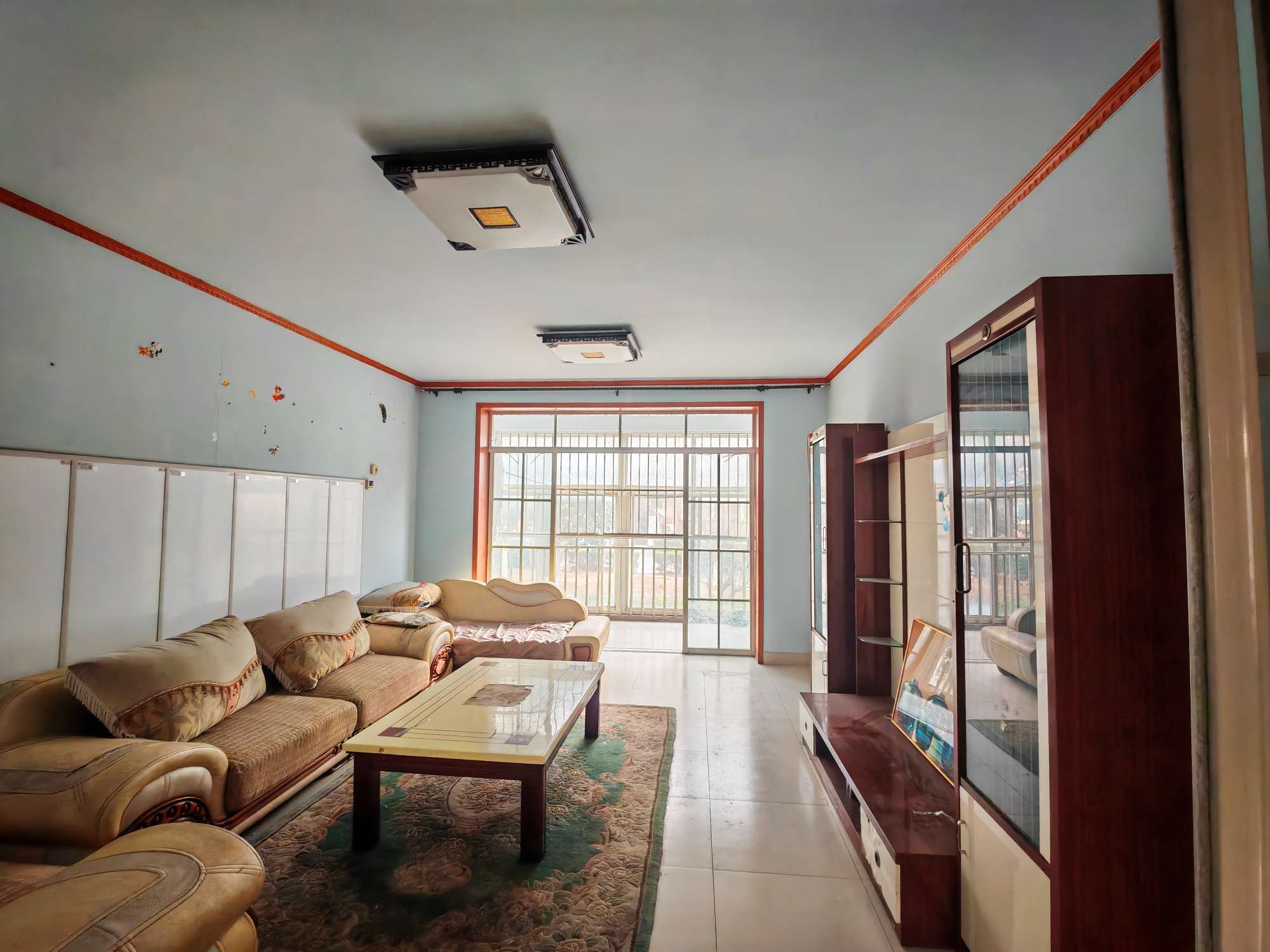  长清凤凰山庄 南北