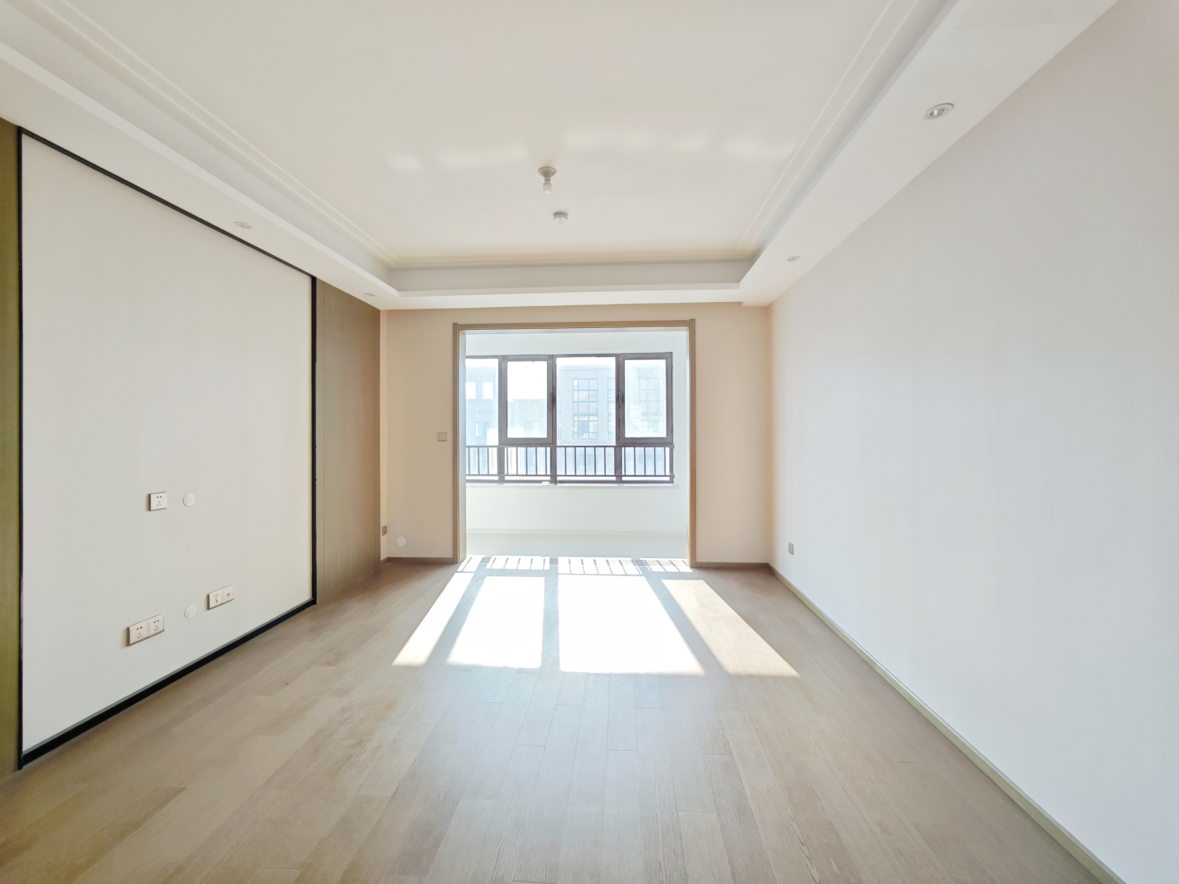  中建锦绣首府 南北