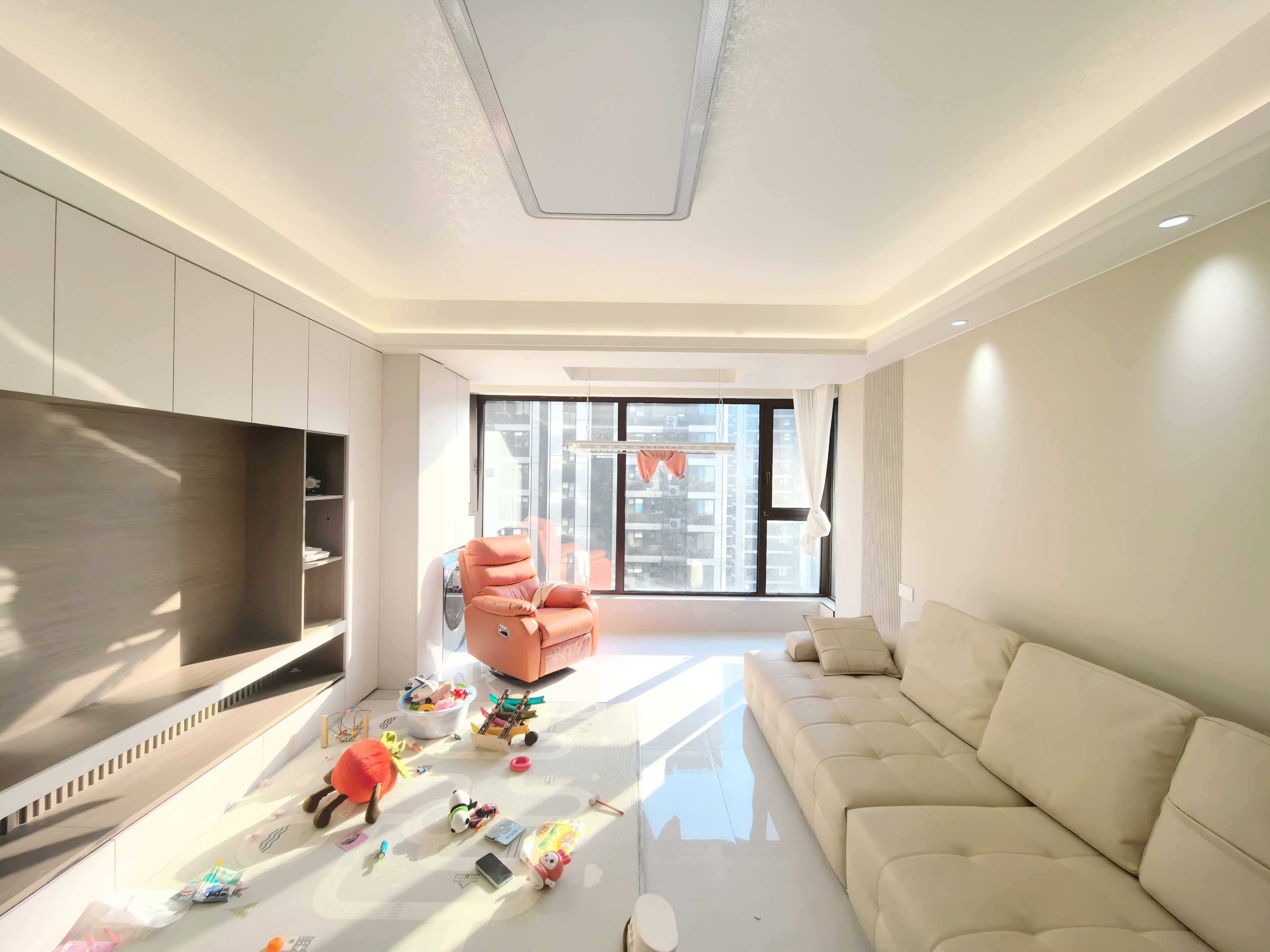  越秀麓端府 南北