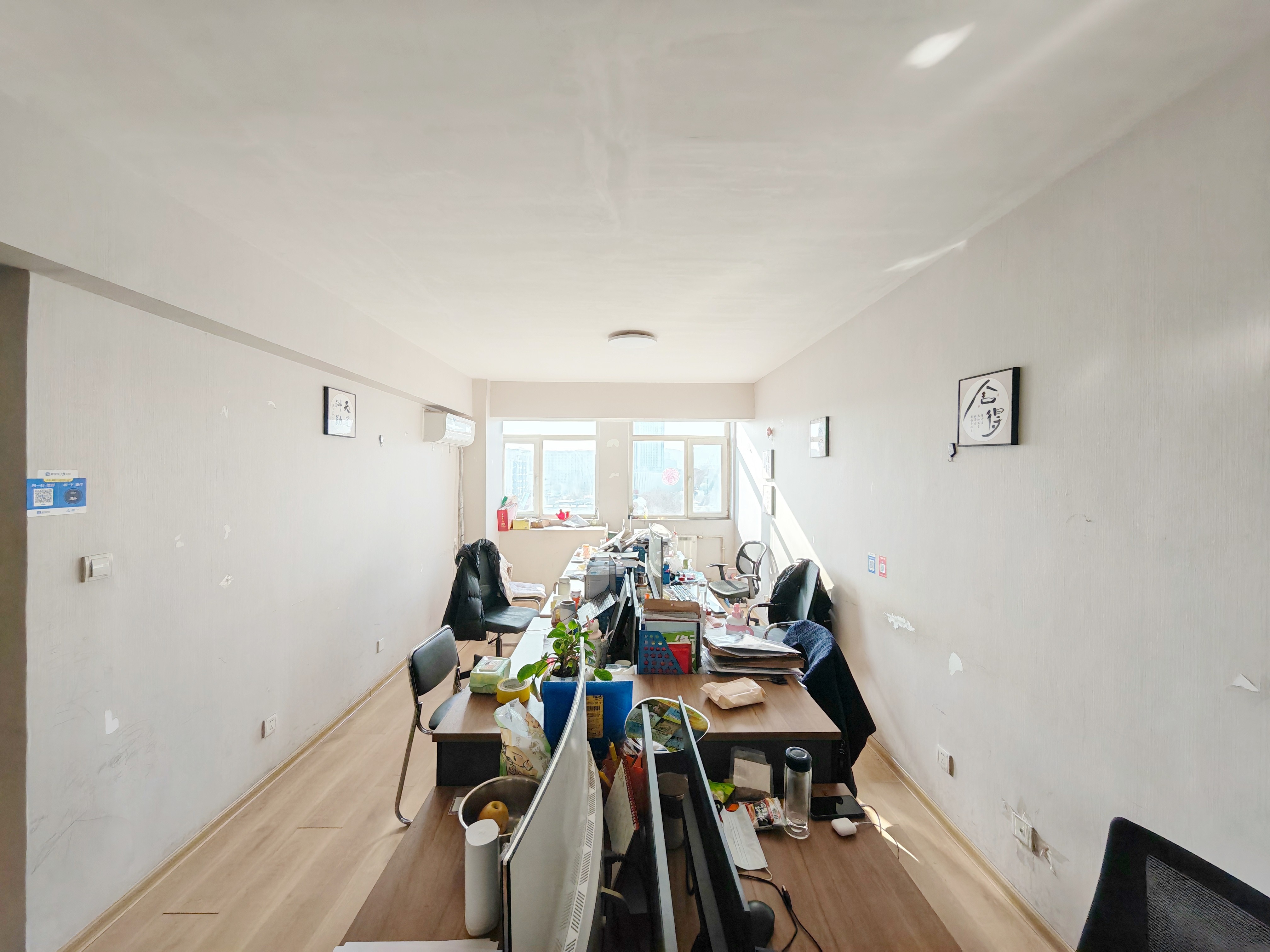  嘉馨商务大厦 南北