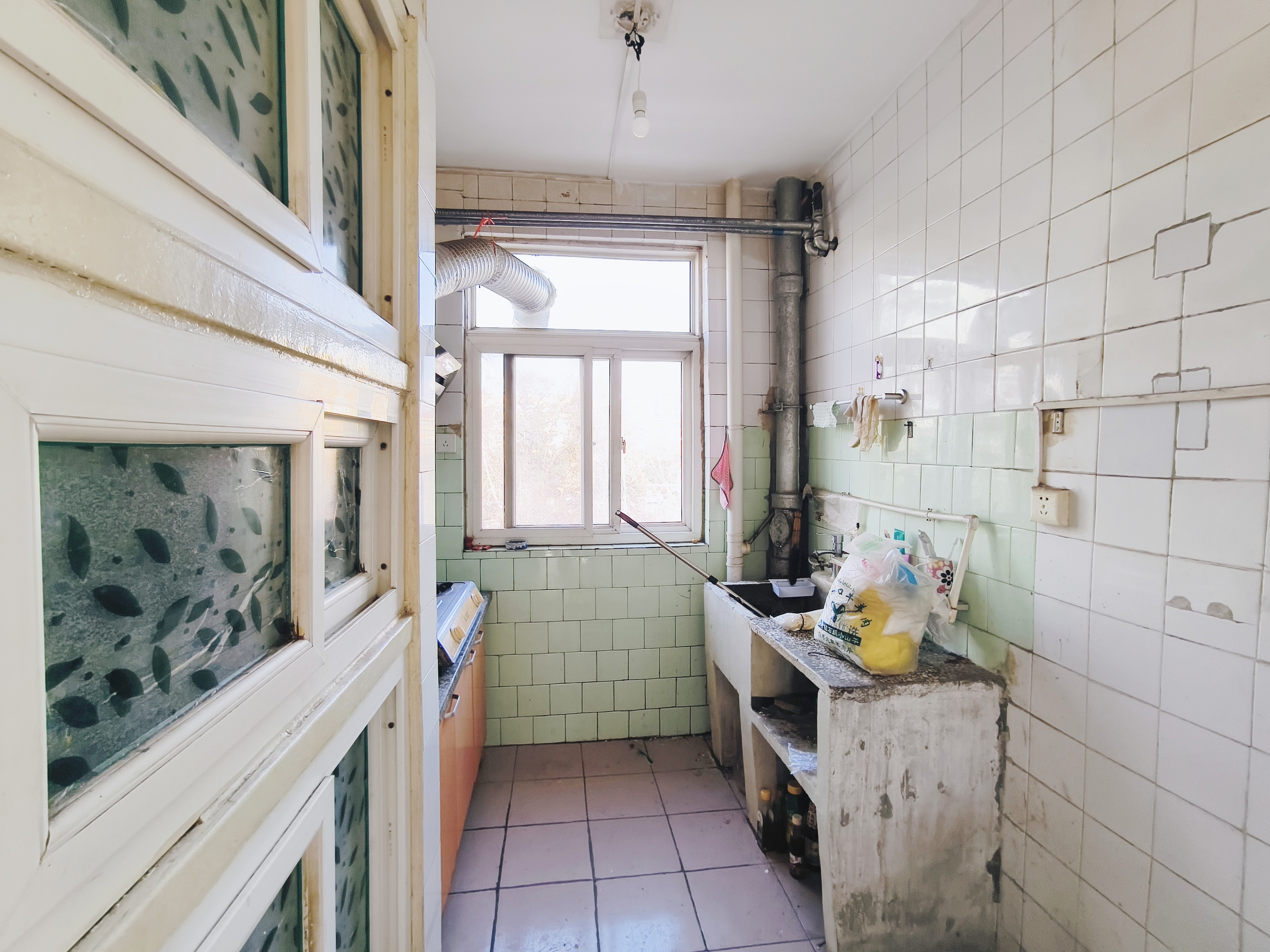 济钢新村中心区