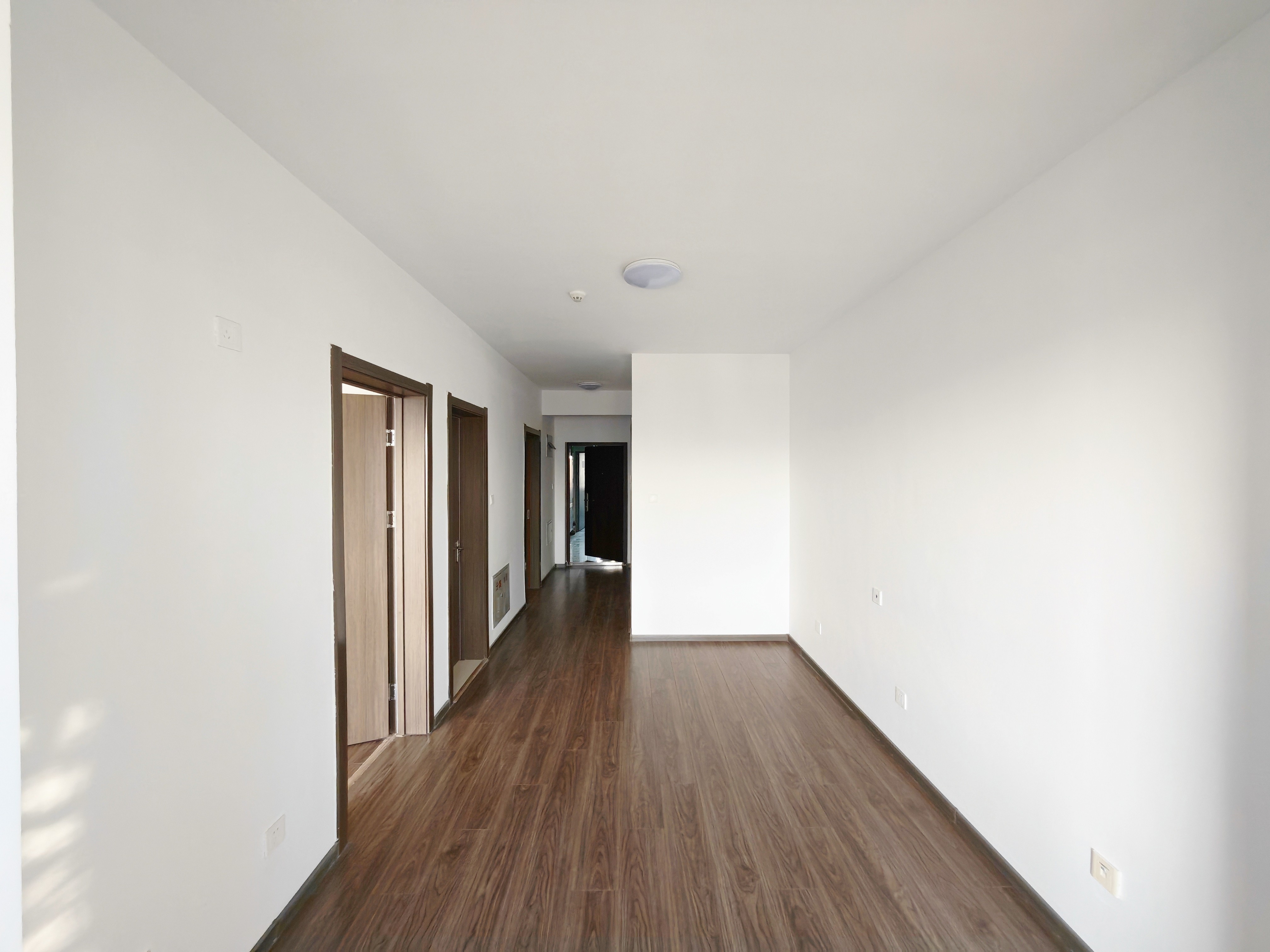  明湖壹品苑 南北