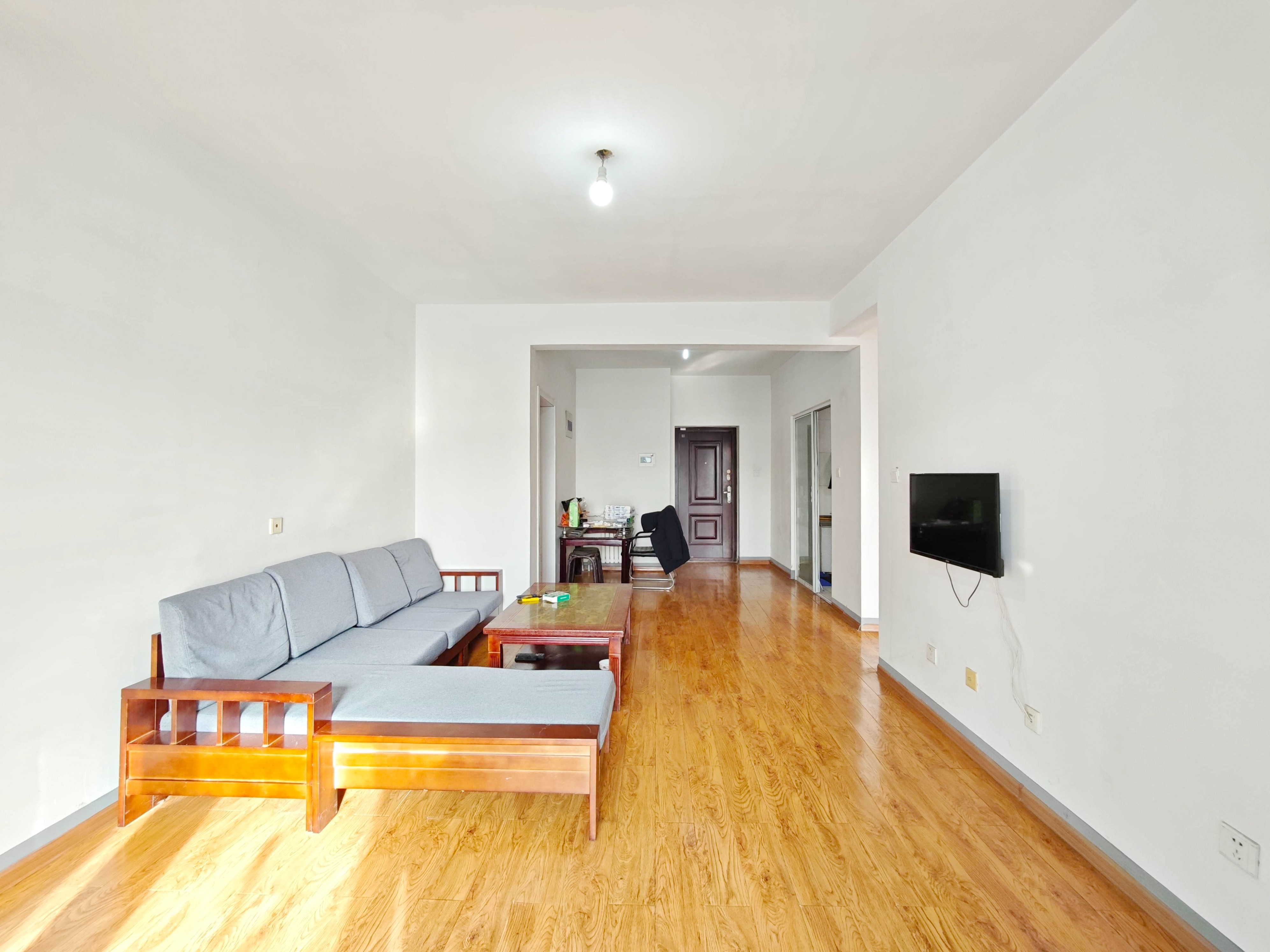  绿地中央广场三区 南北