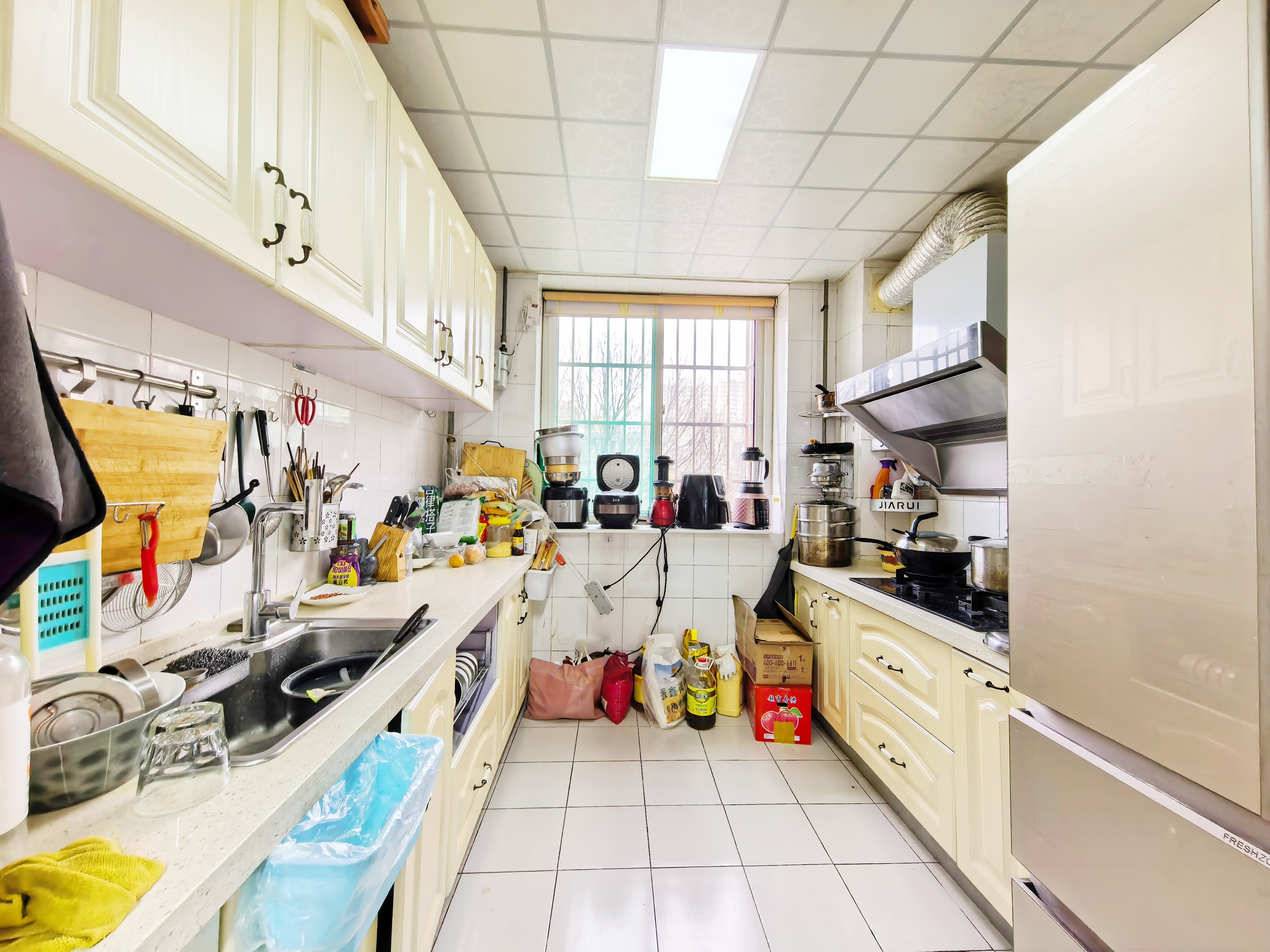 卧龙花园龙盛苑