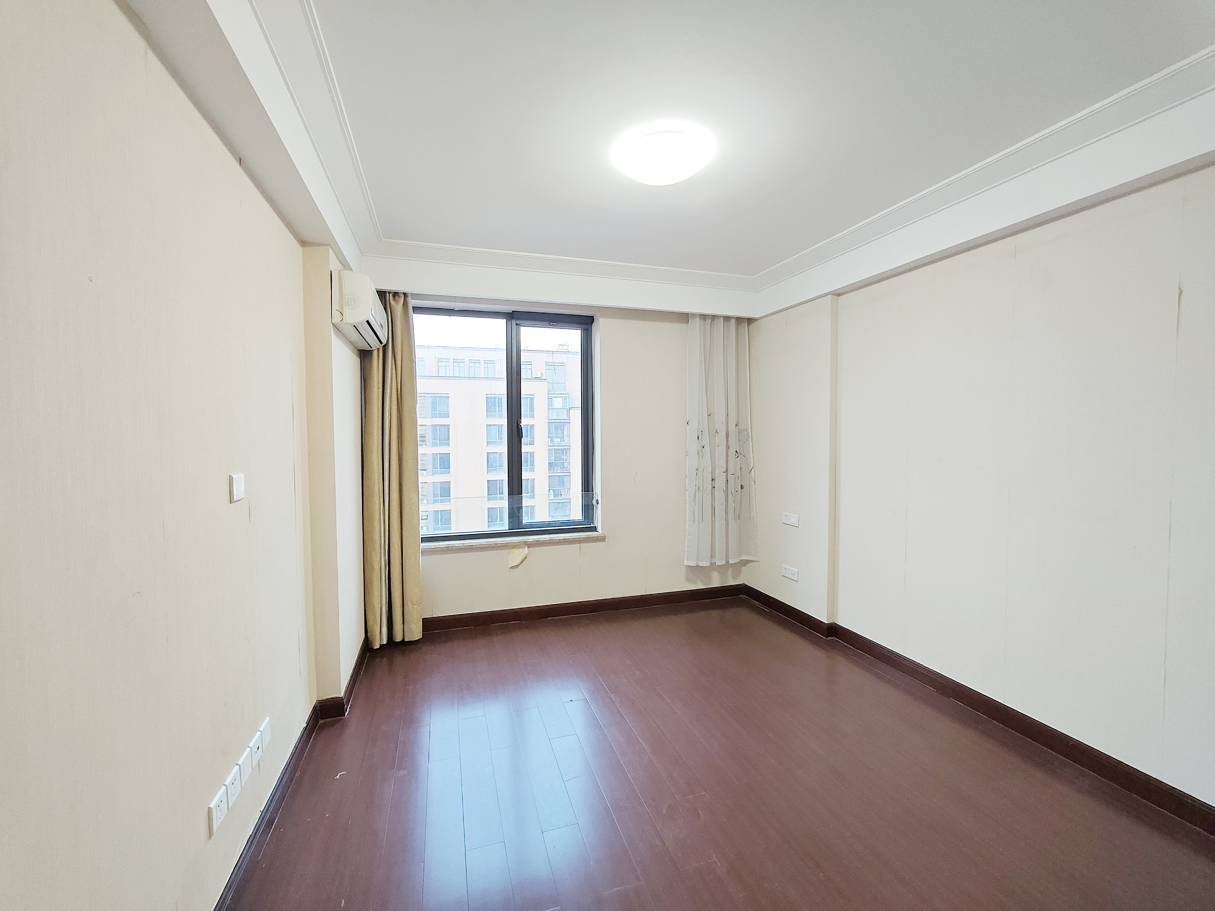 海尔绿城百合园