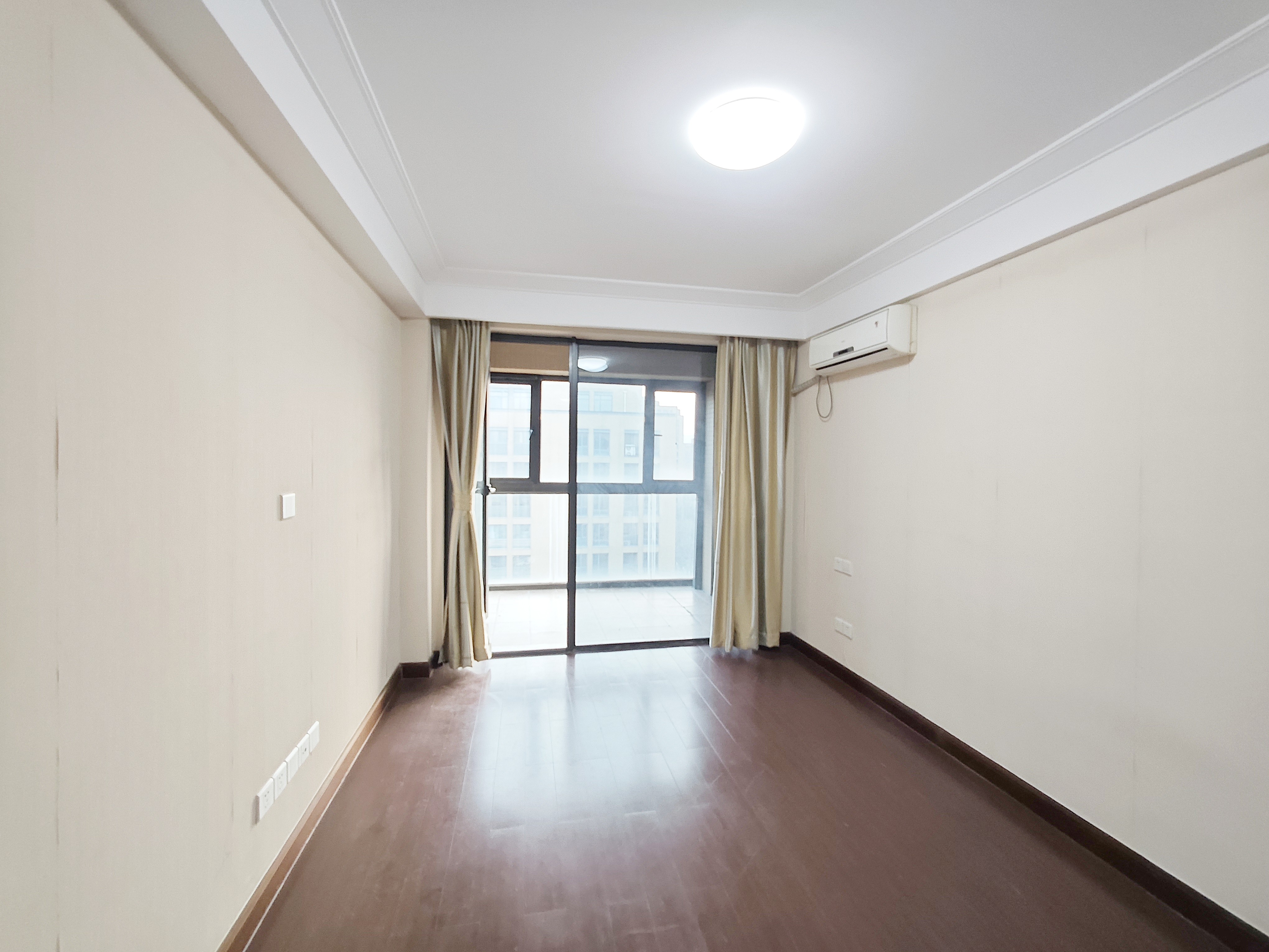 海尔绿城百合园