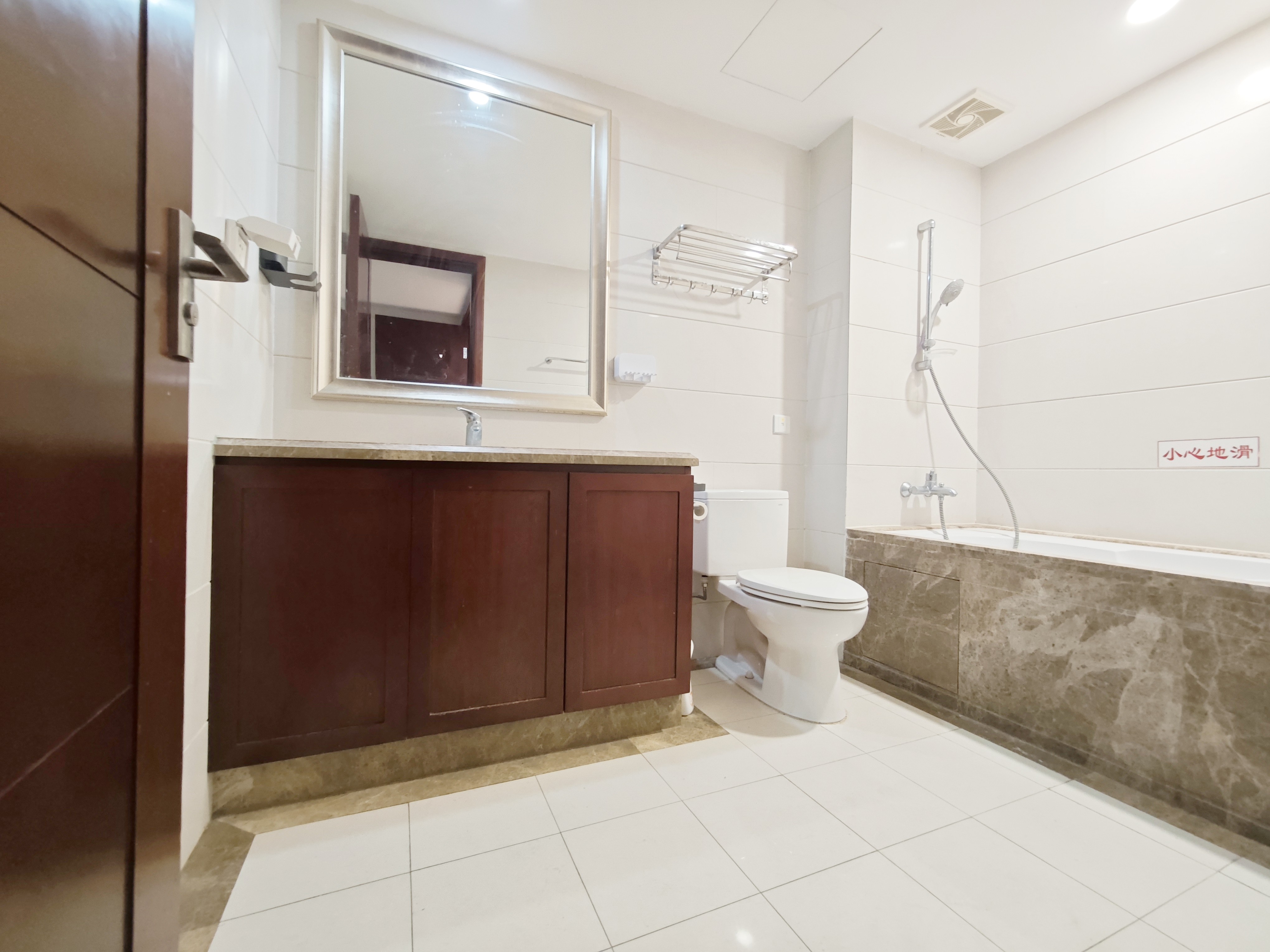 海尔绿城百合园