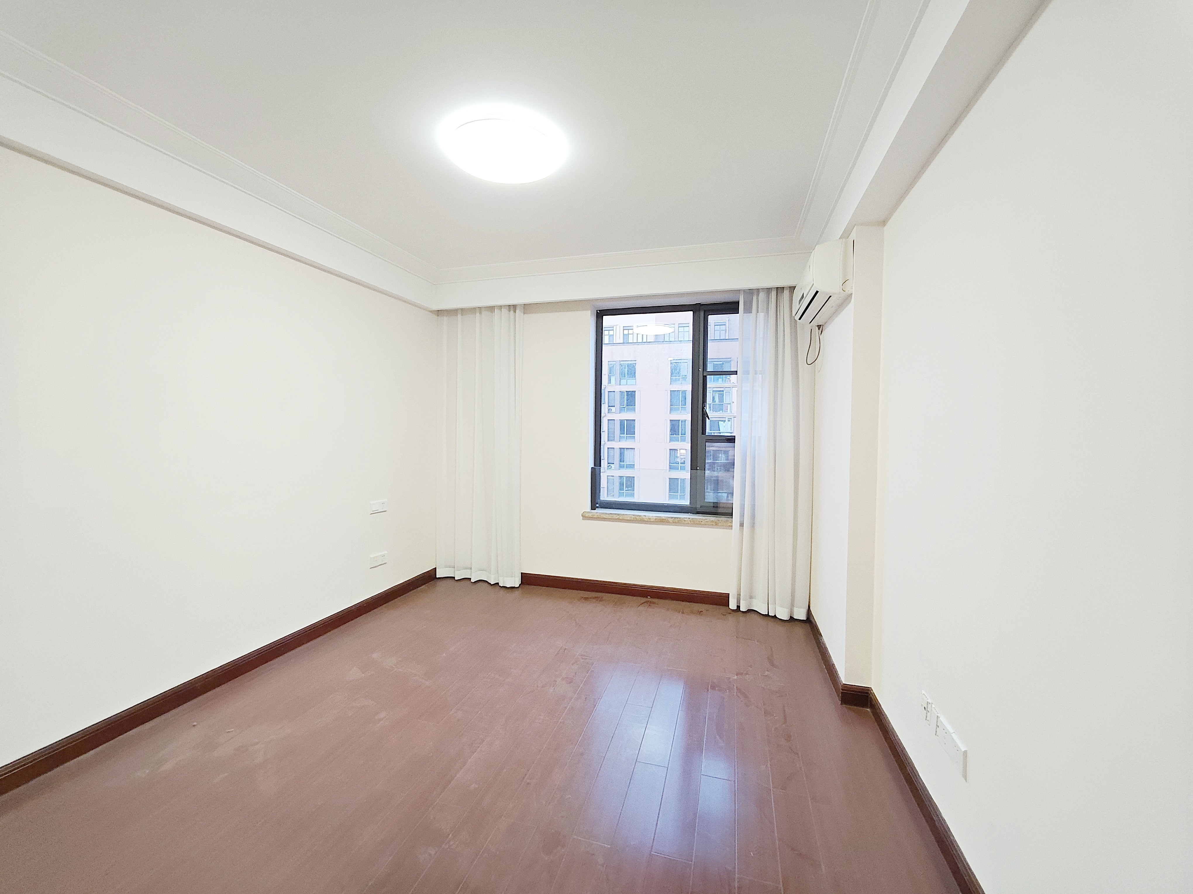 海尔绿城百合园