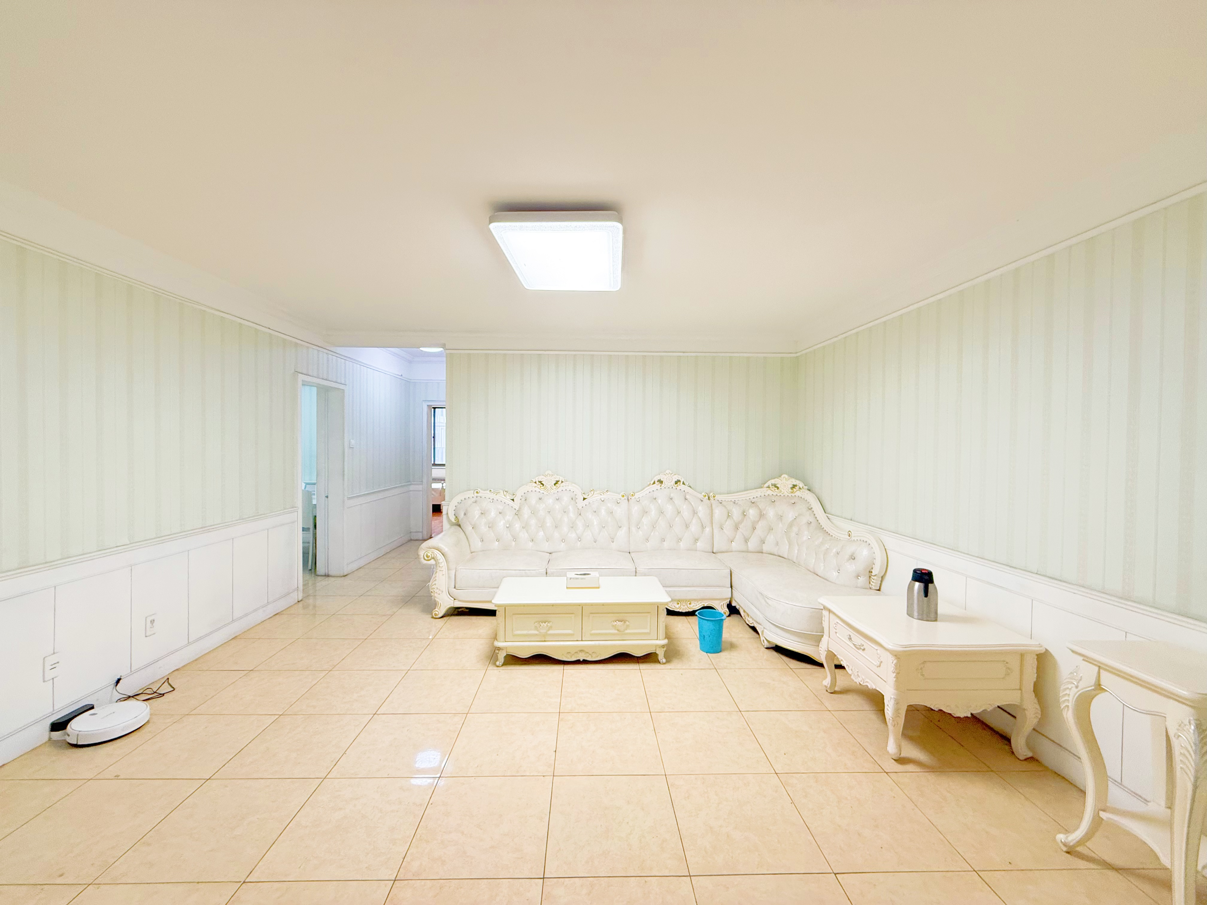  制锦市朝阳街 南北