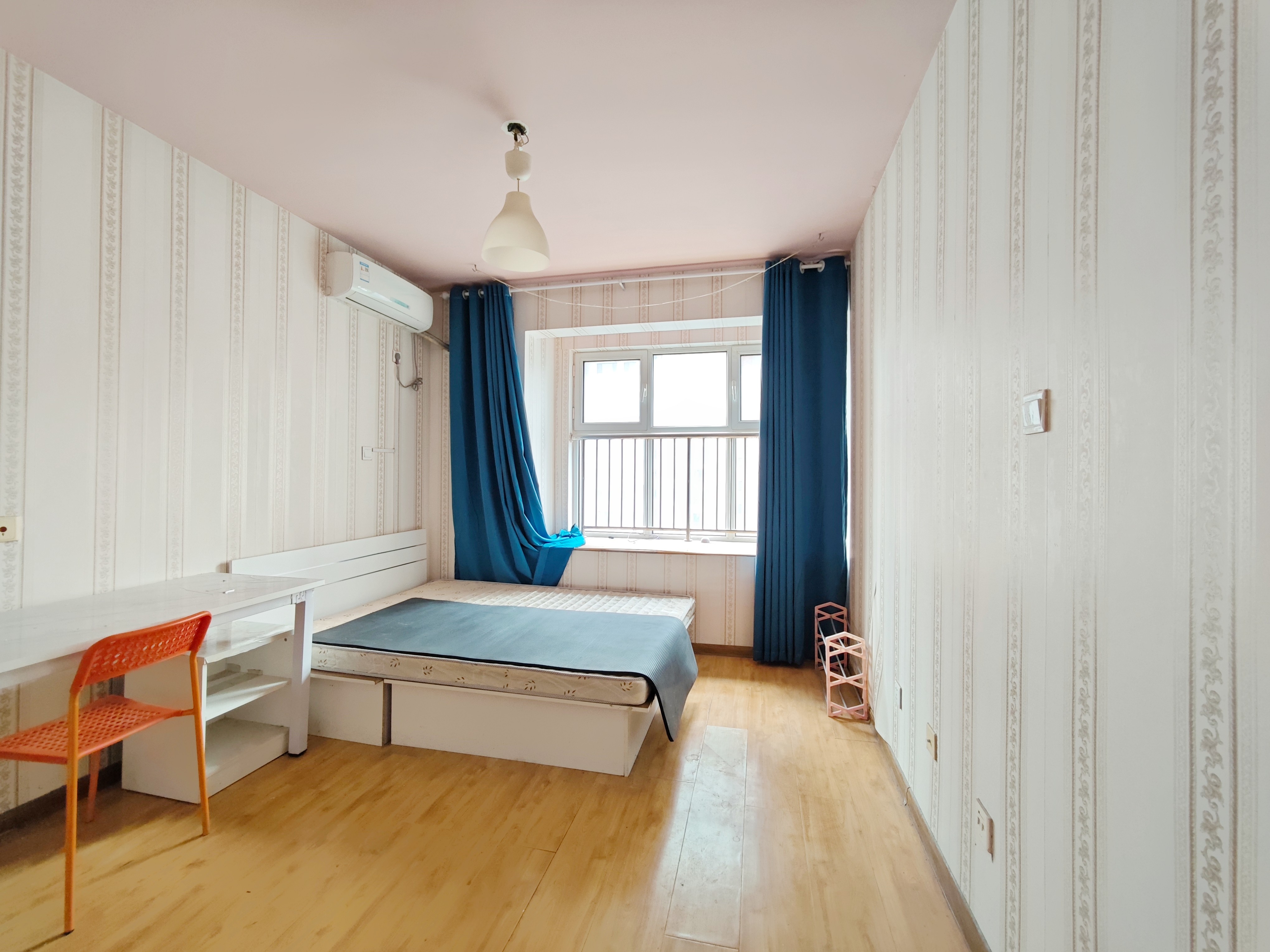  梦世界润园 南北