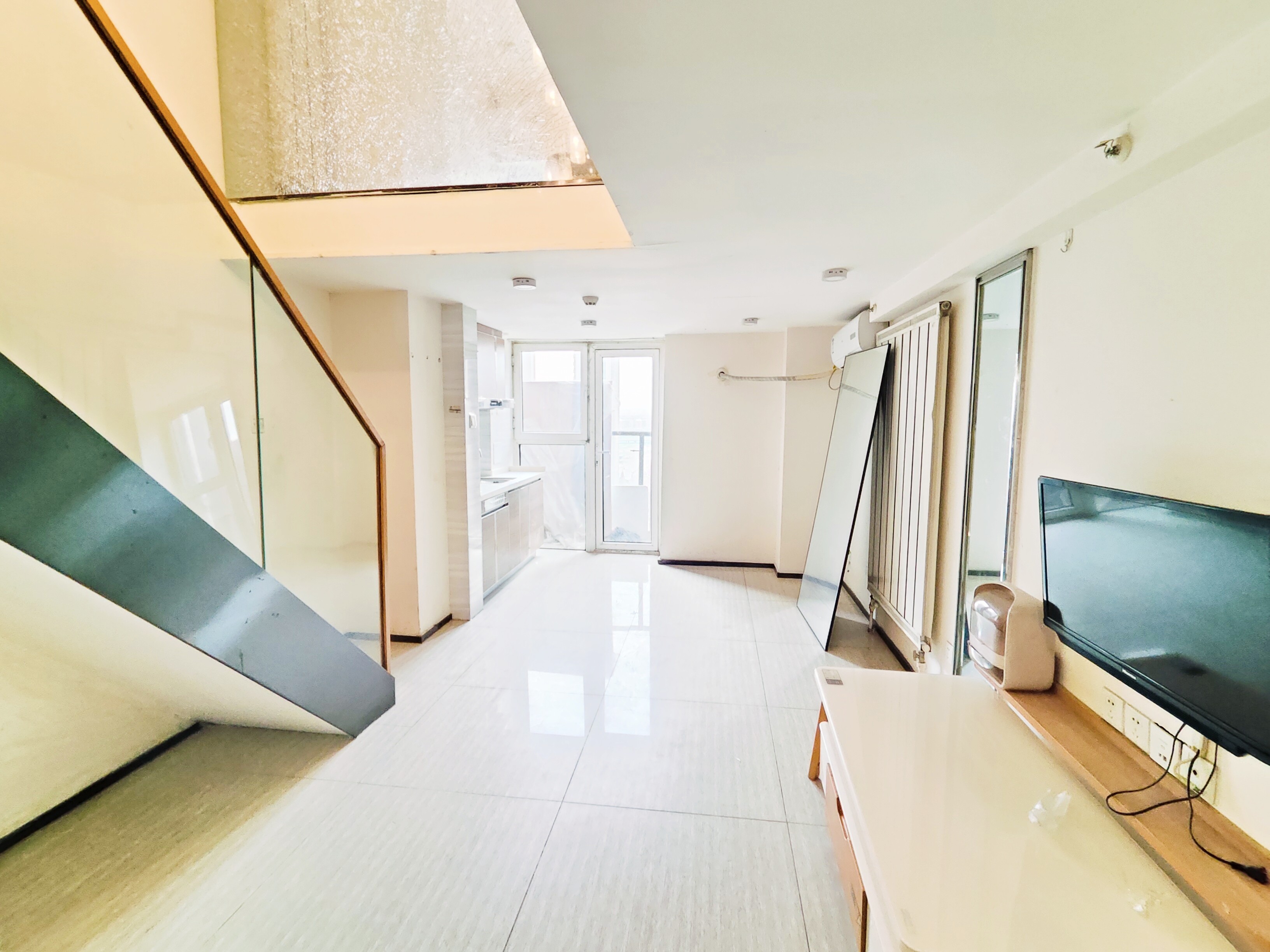  恒大滨河左岸公寓  东西