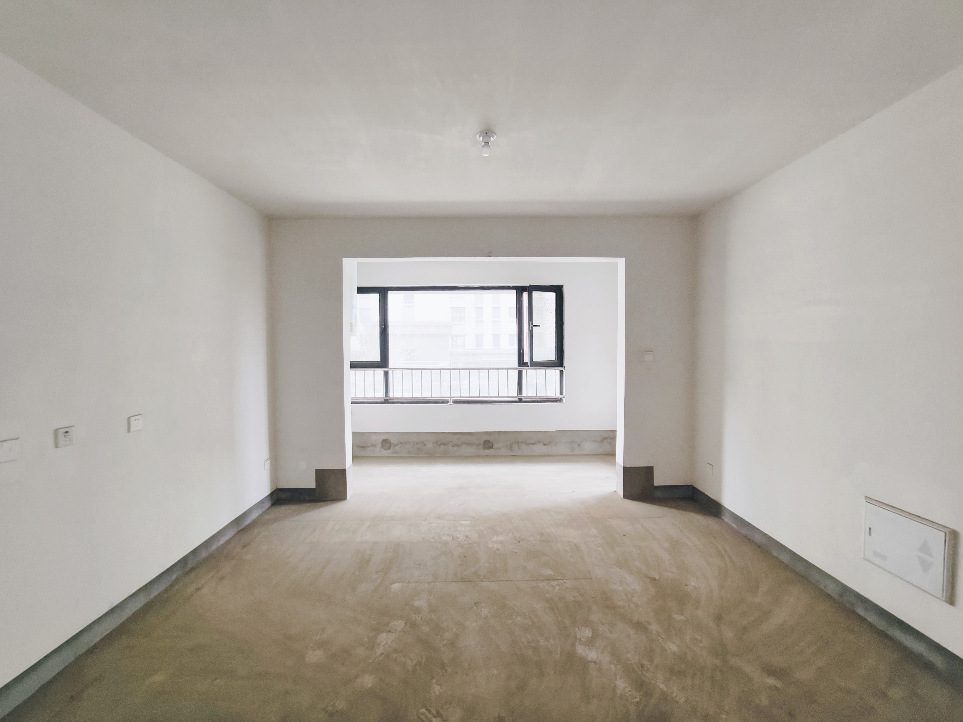  荣盛东第华府 南北