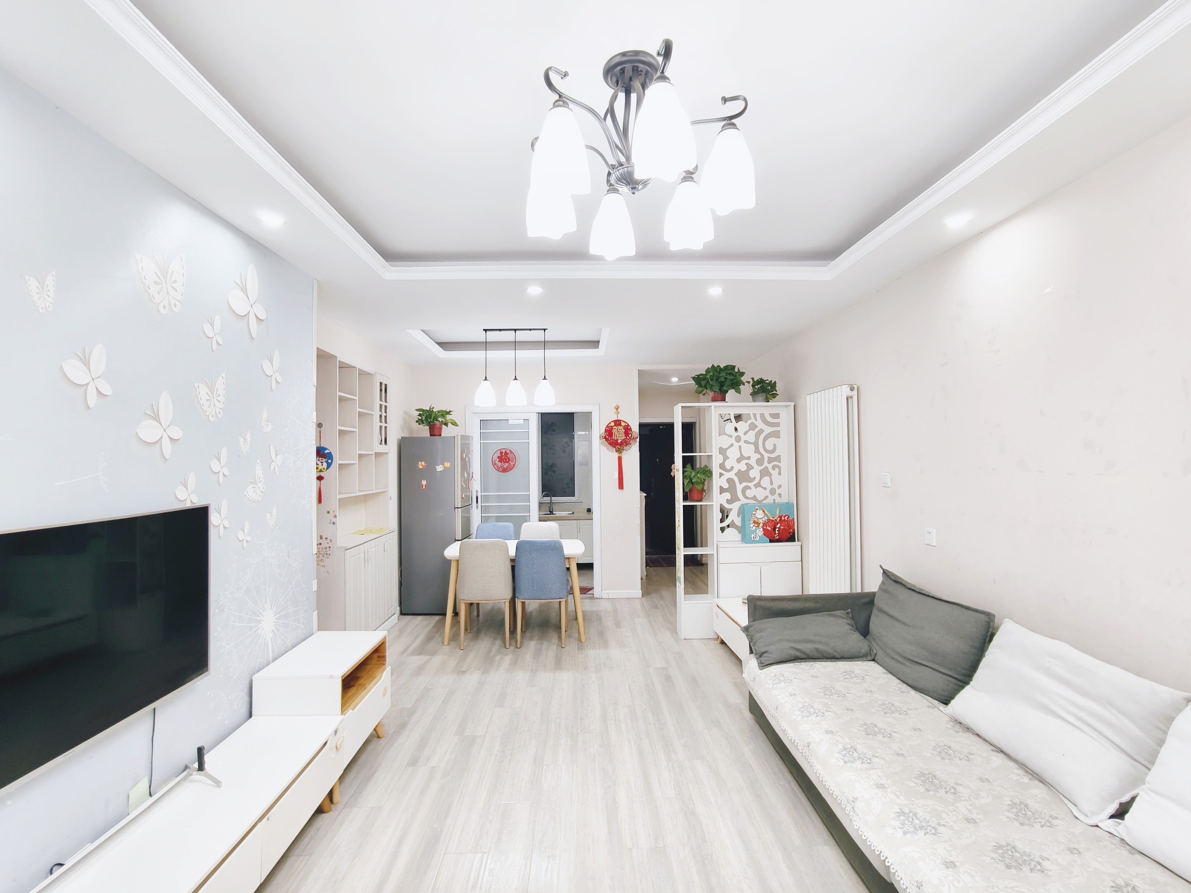  天齐奥东花园 南